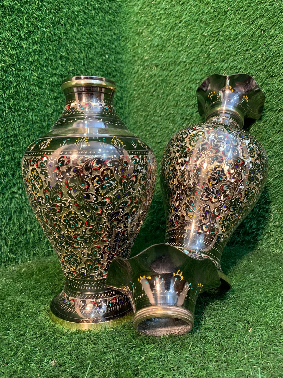 Kashmiri jar 12 inch one piece