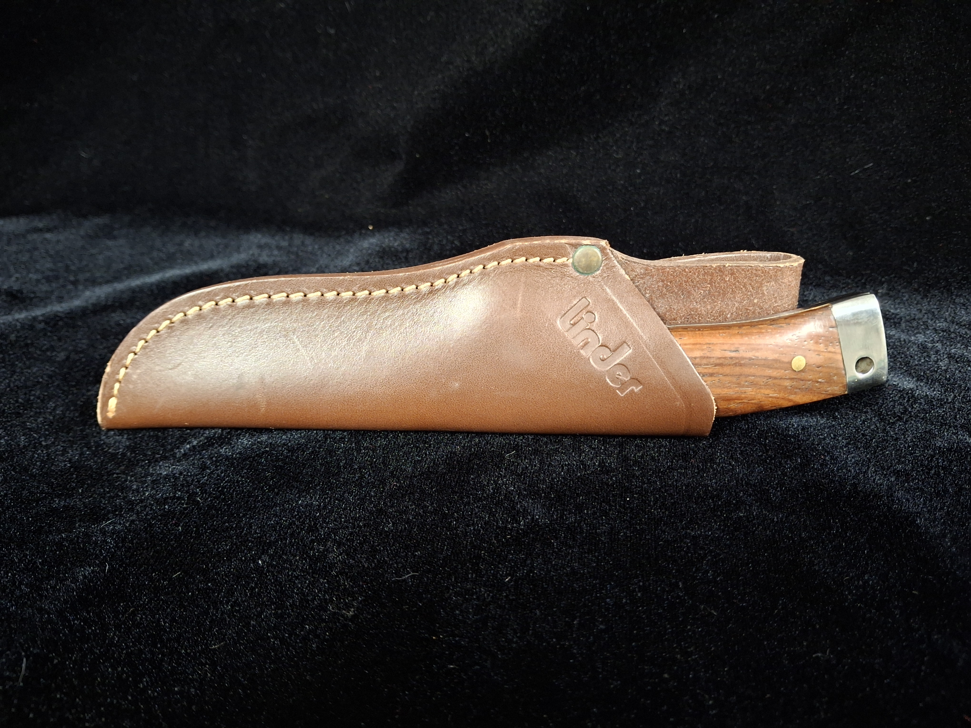 Linder 440410 Hunting Knife with Leather Sheath