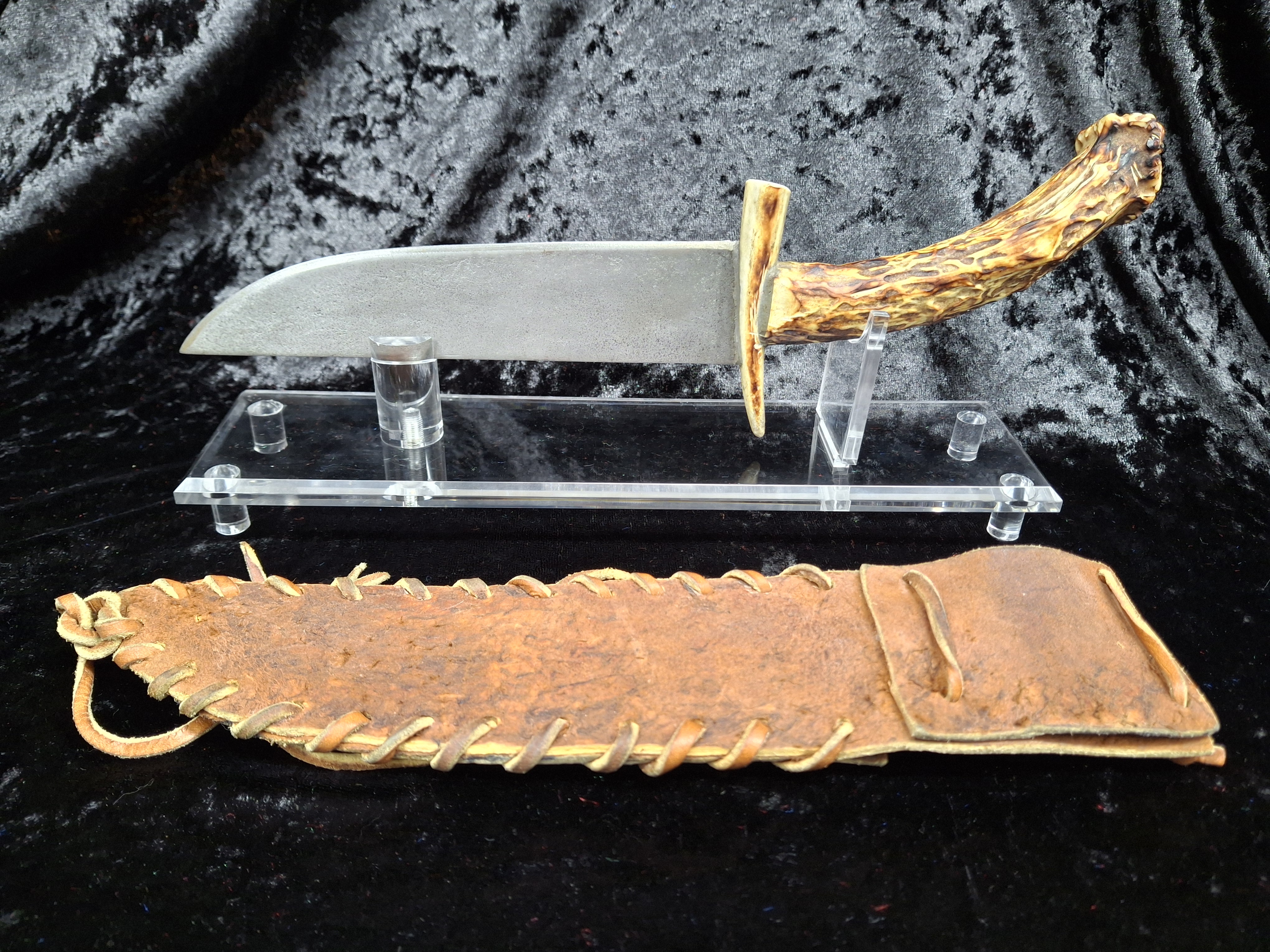 Handcrafted and Hand Forged Mountain Man Knife