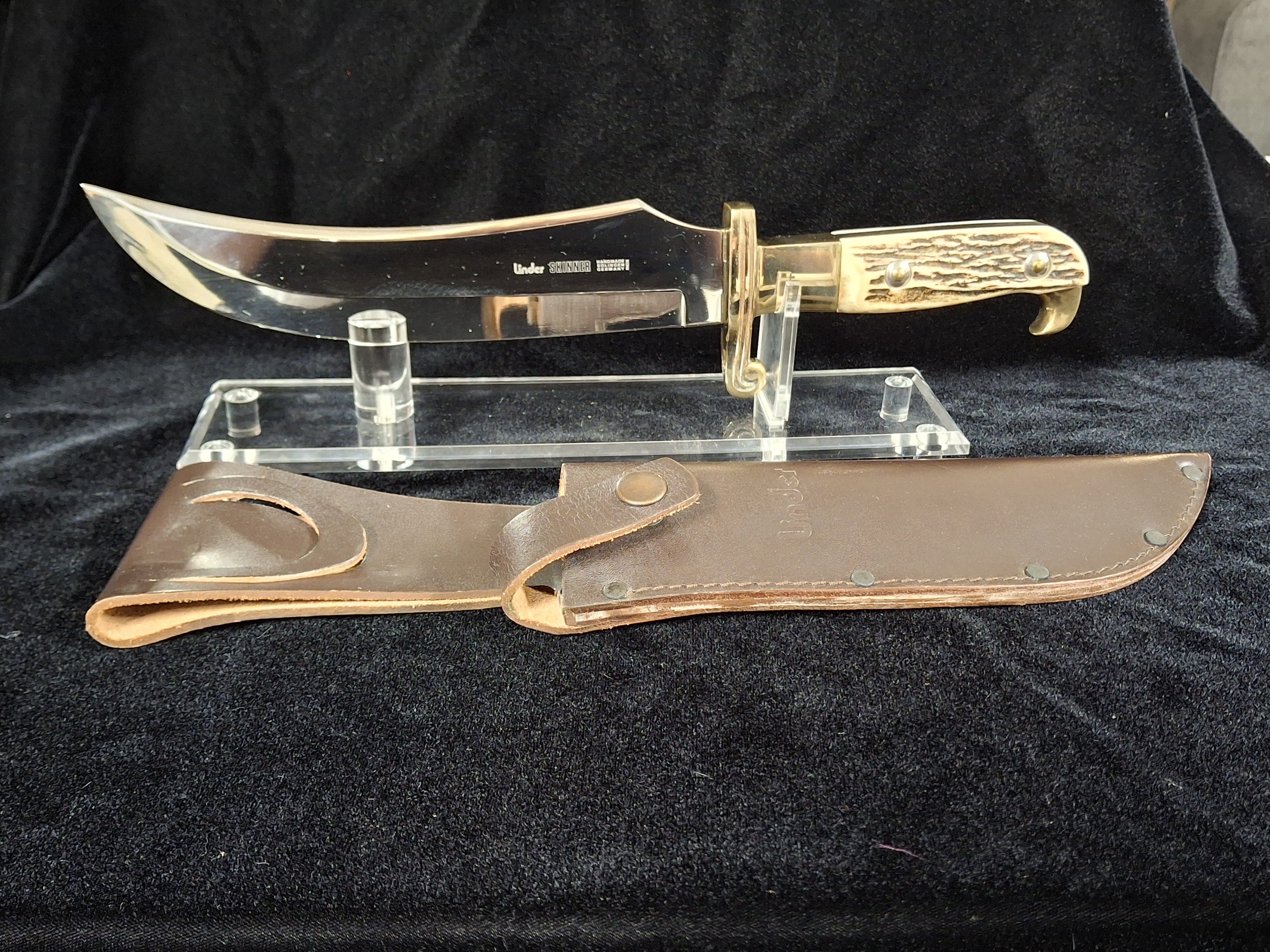 Linder Engraved Skinner Bowie Knife with Sheath