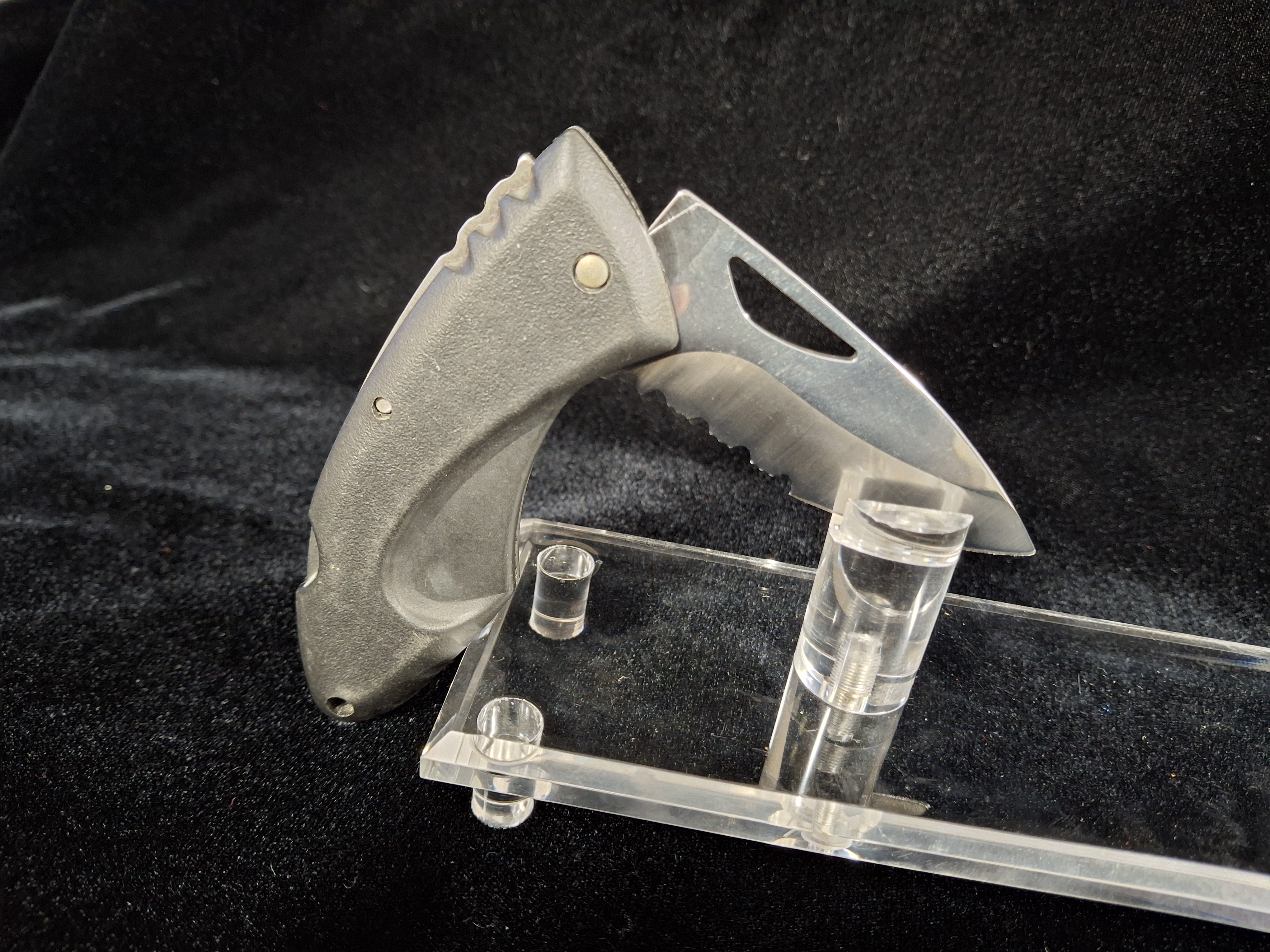 Buck 433Folding Partially Serrated Pocket Knife