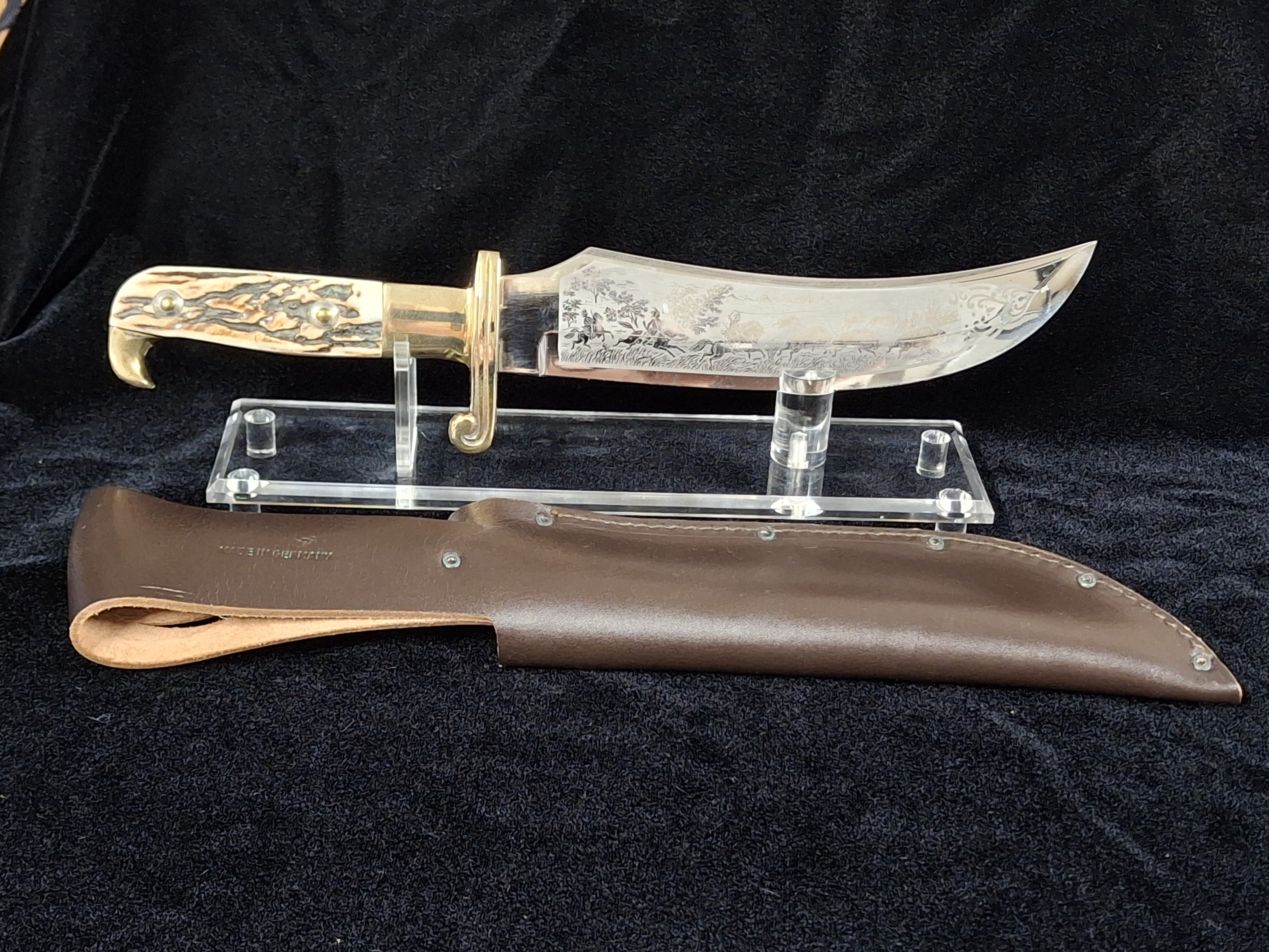 Linder Engraved Skinner Bowie Knife with Sheath