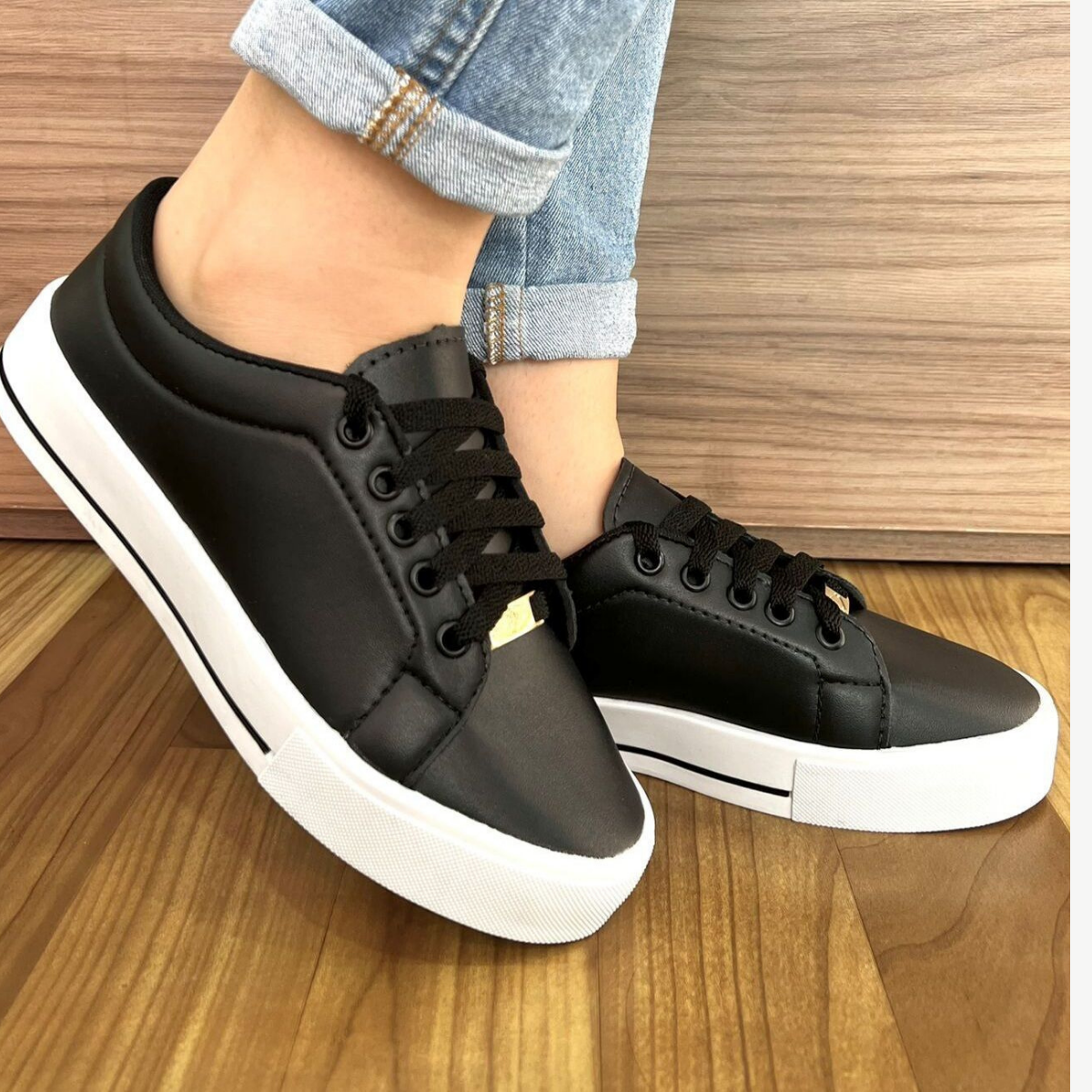 Tênis Feminino Casual Liso 