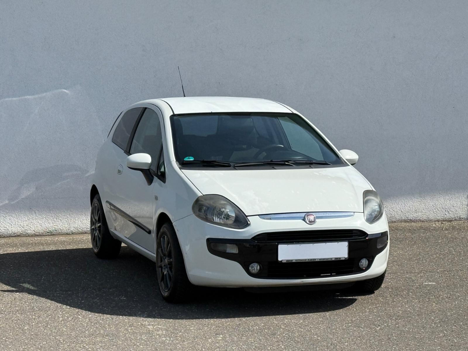  FIAT GRANDE PUNTO 