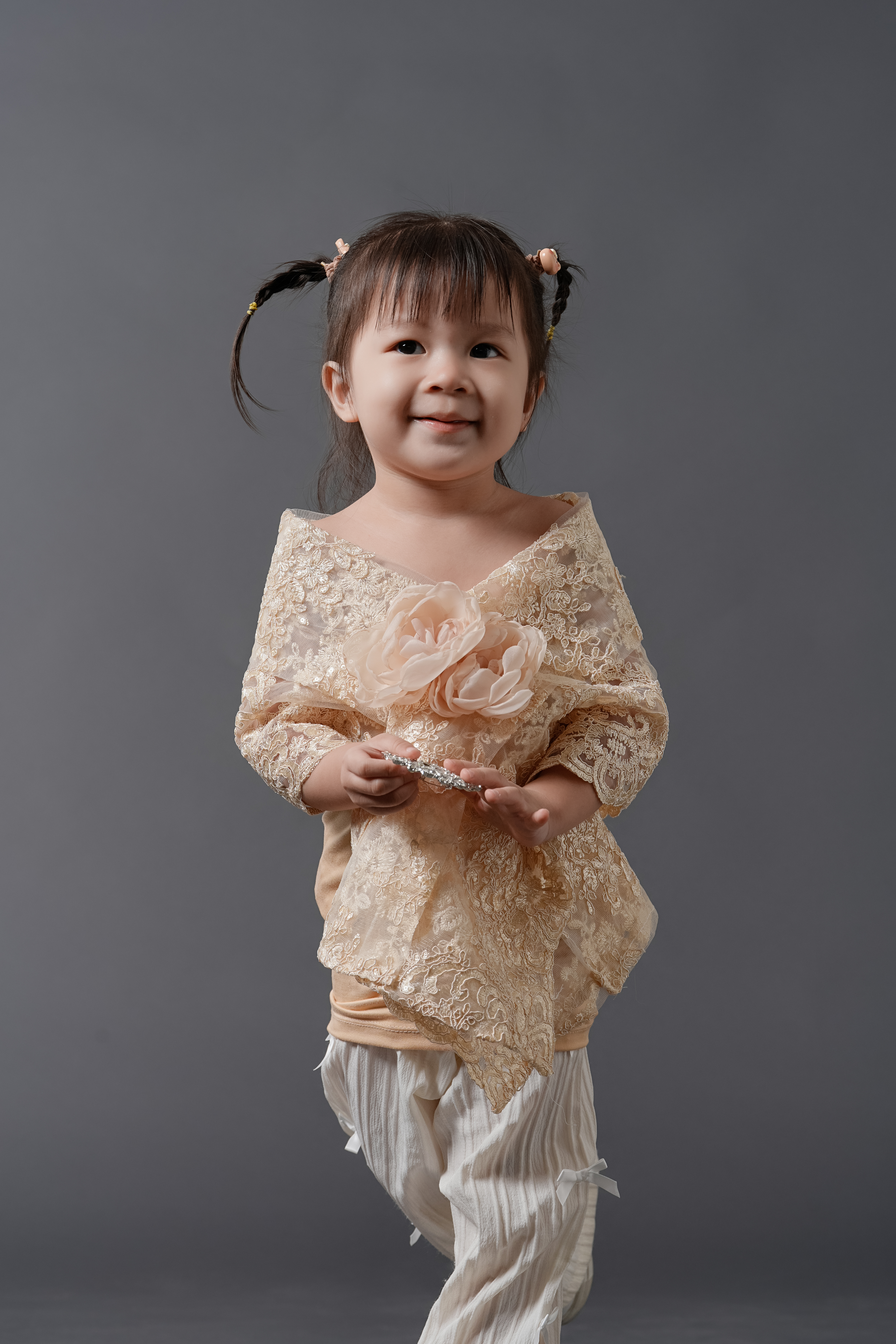 Hiraya Beige Alampay Kids