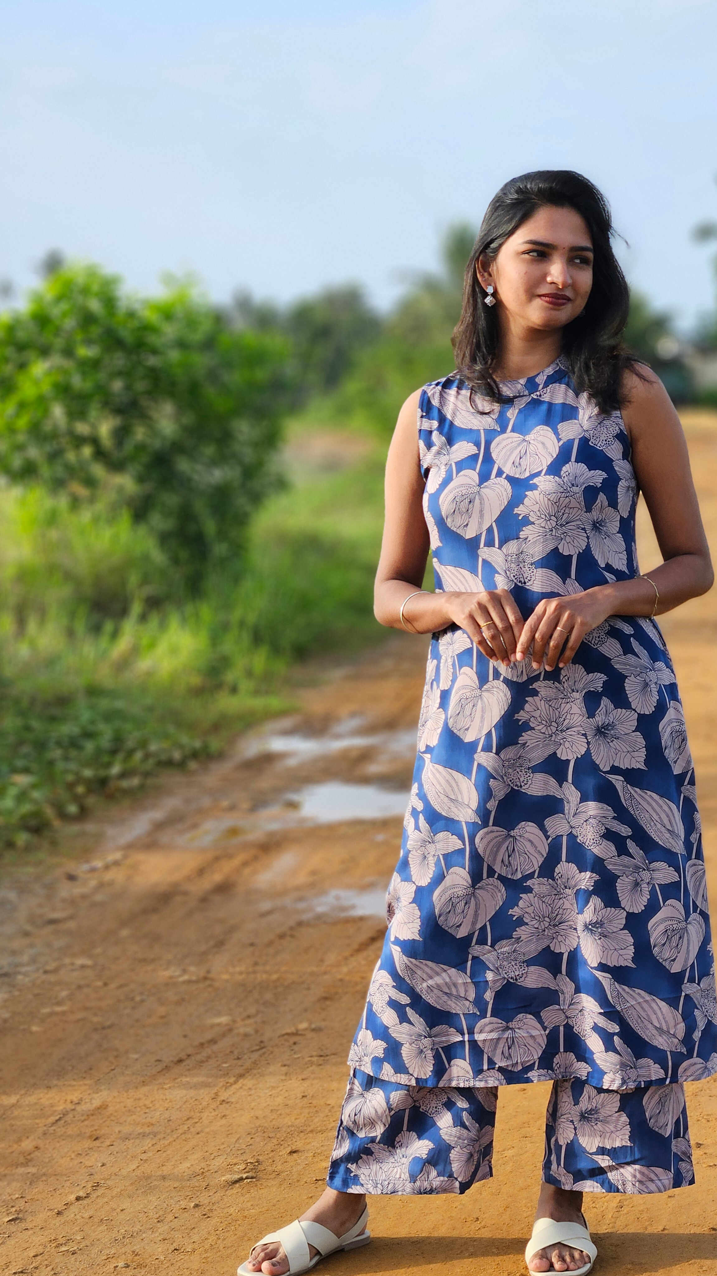 Blue Floral Kurti Set - Half Sleeves attached
