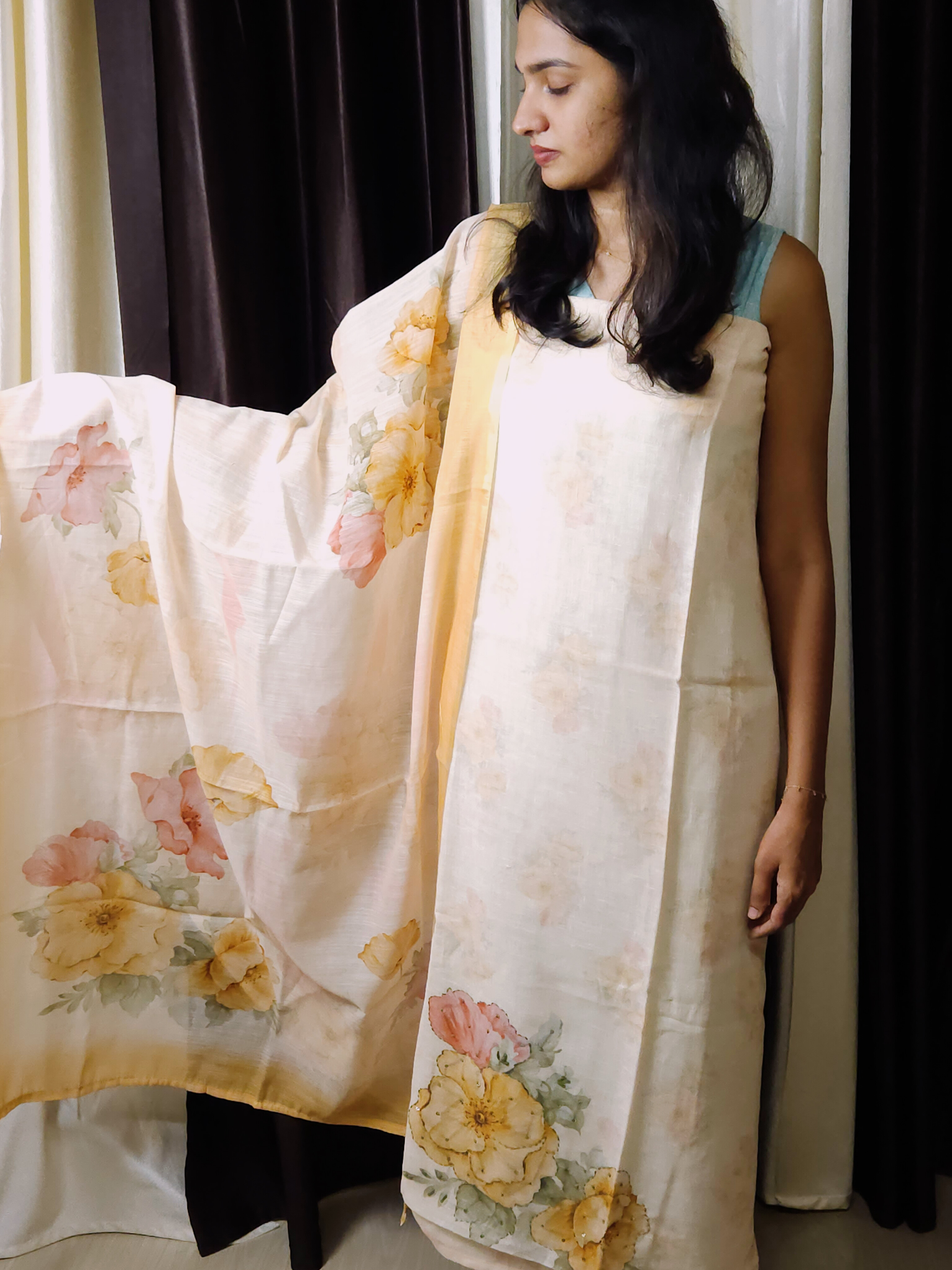 Semilinen unstitched salwar set