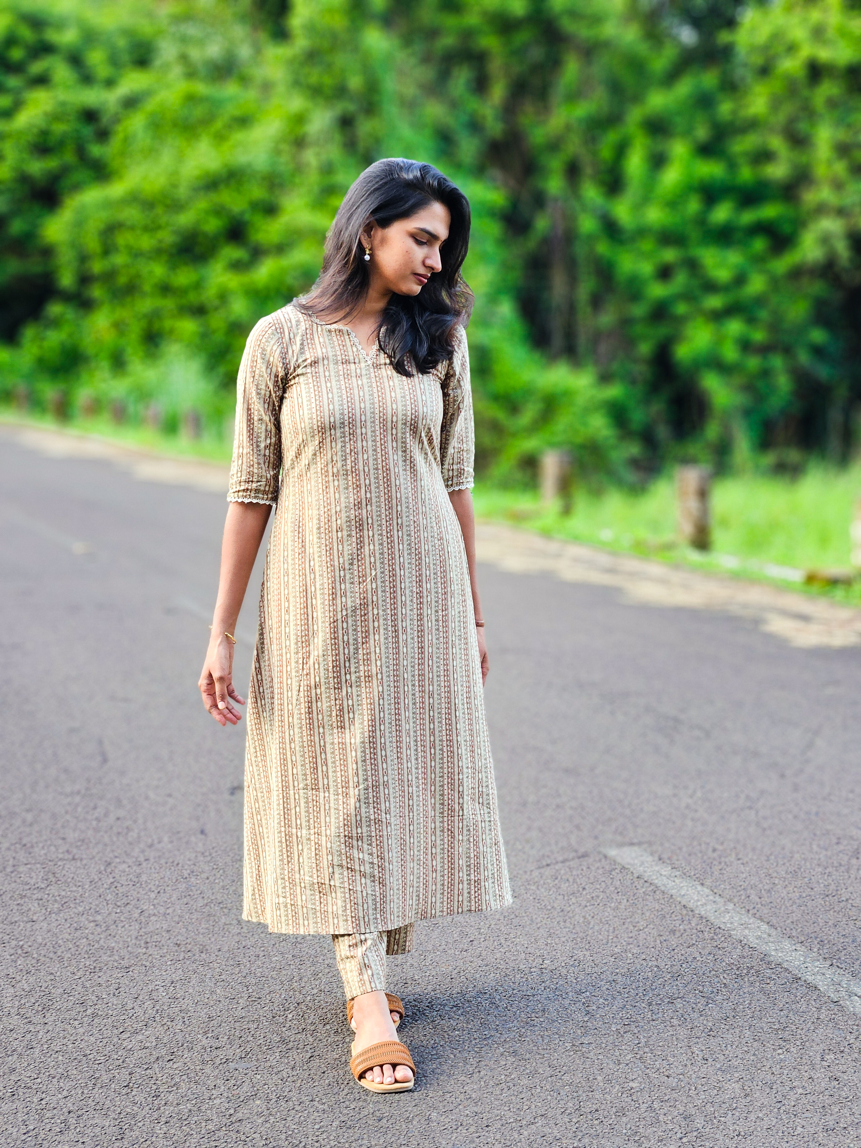 Parallel Tale Kurti