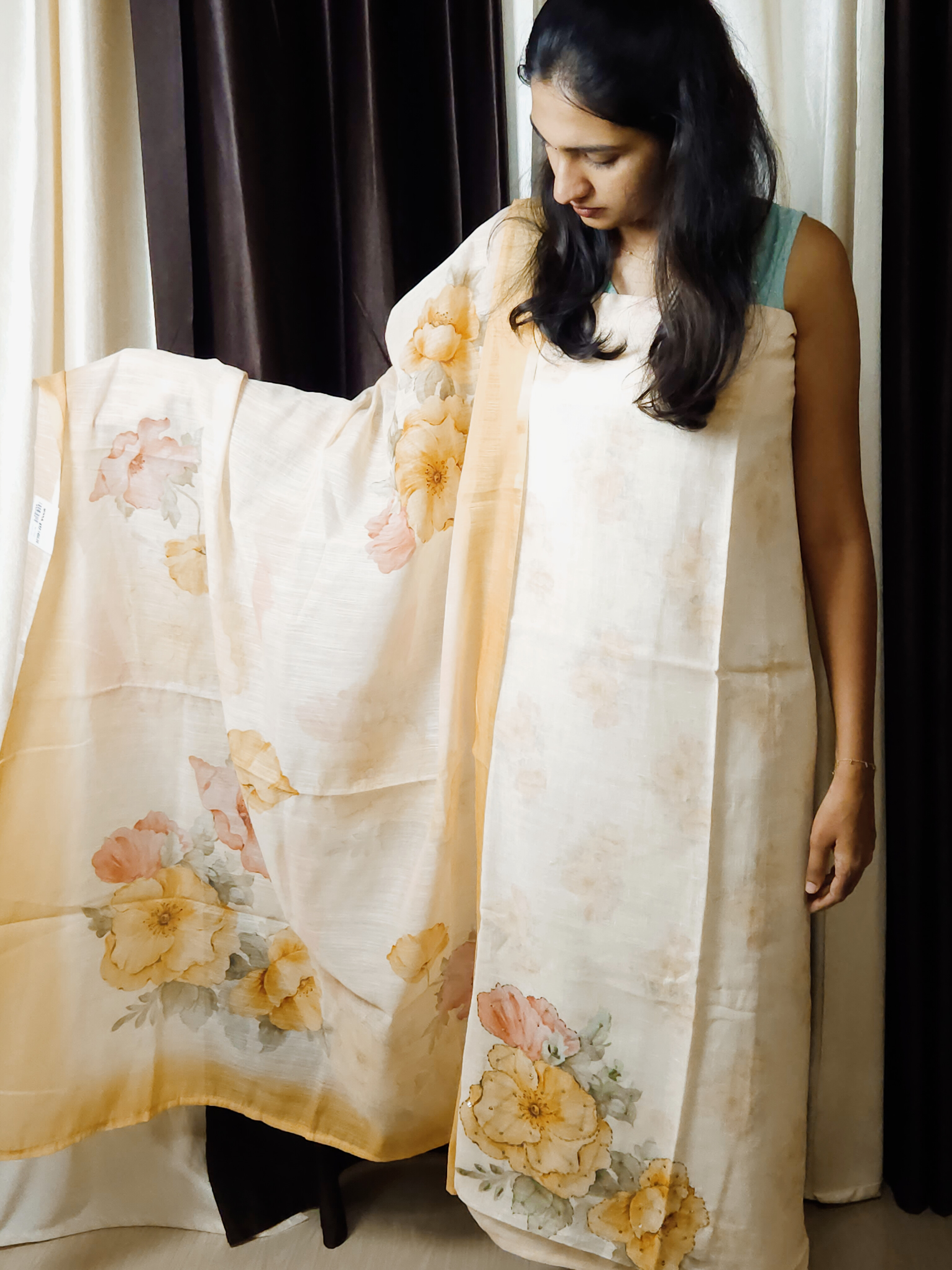 Semilinen unstitched salwar set