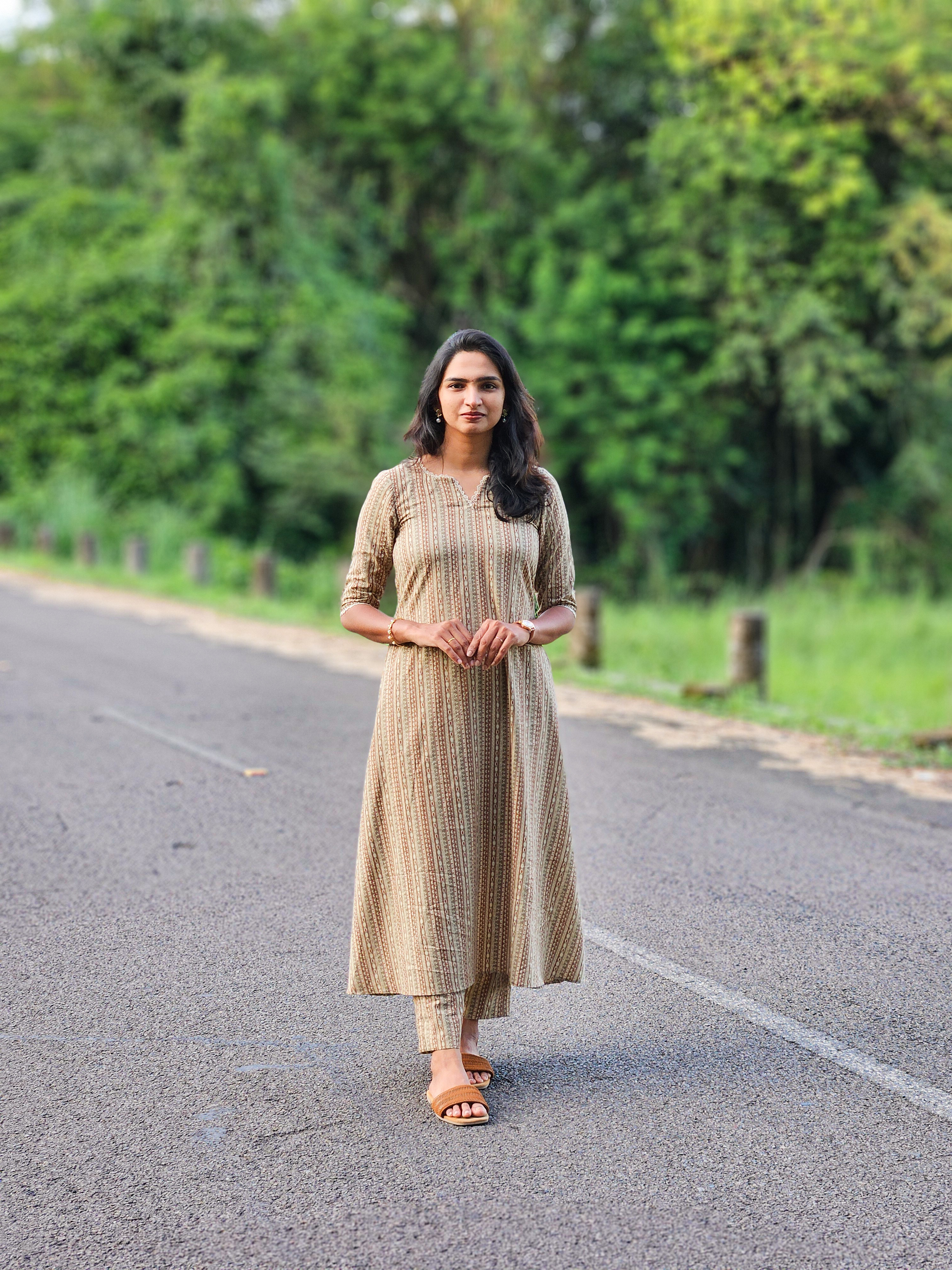 Parallel Tale Kurti