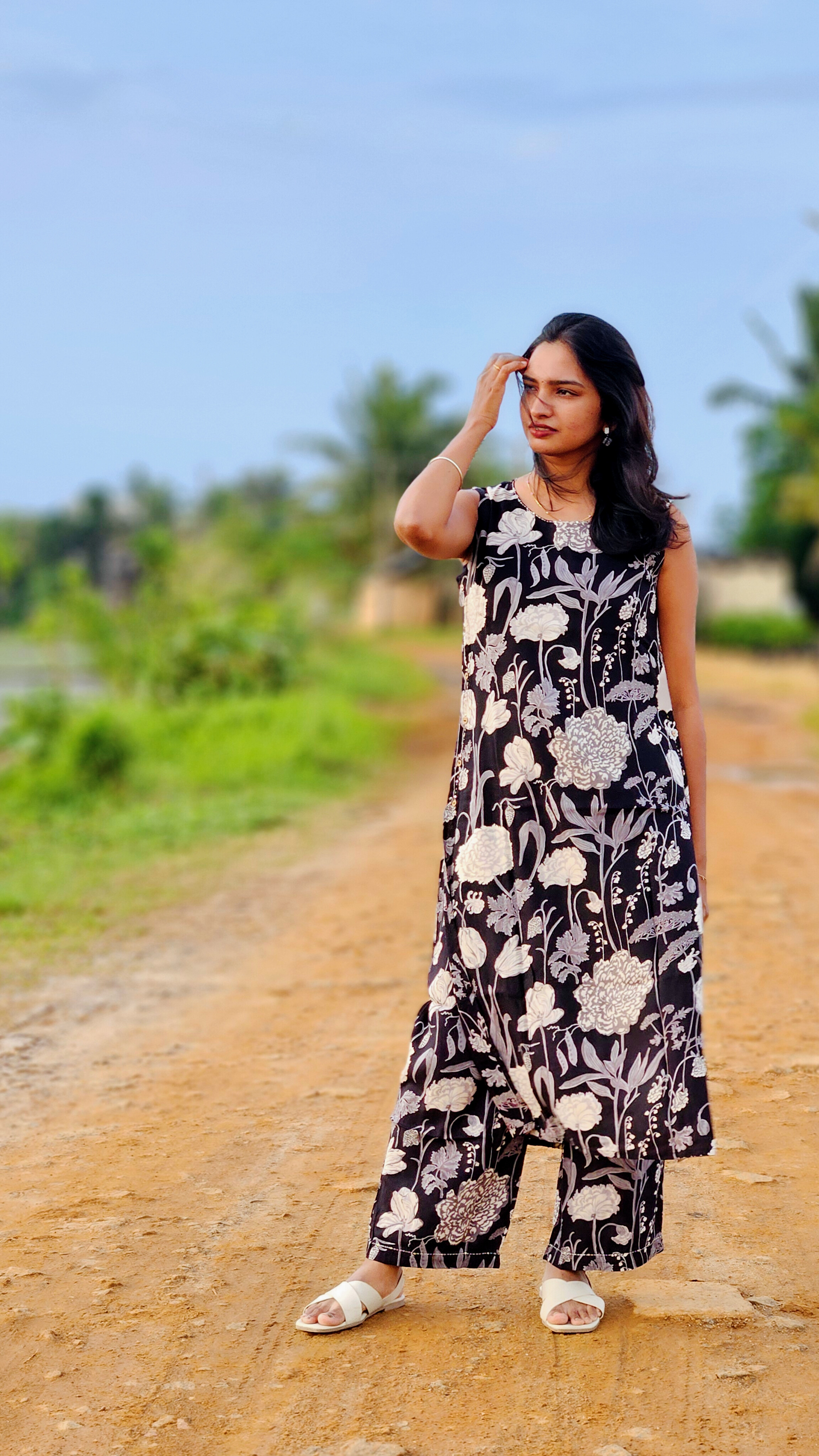 Floral Print Sleeveless Coord Set- Half Sleeve attached