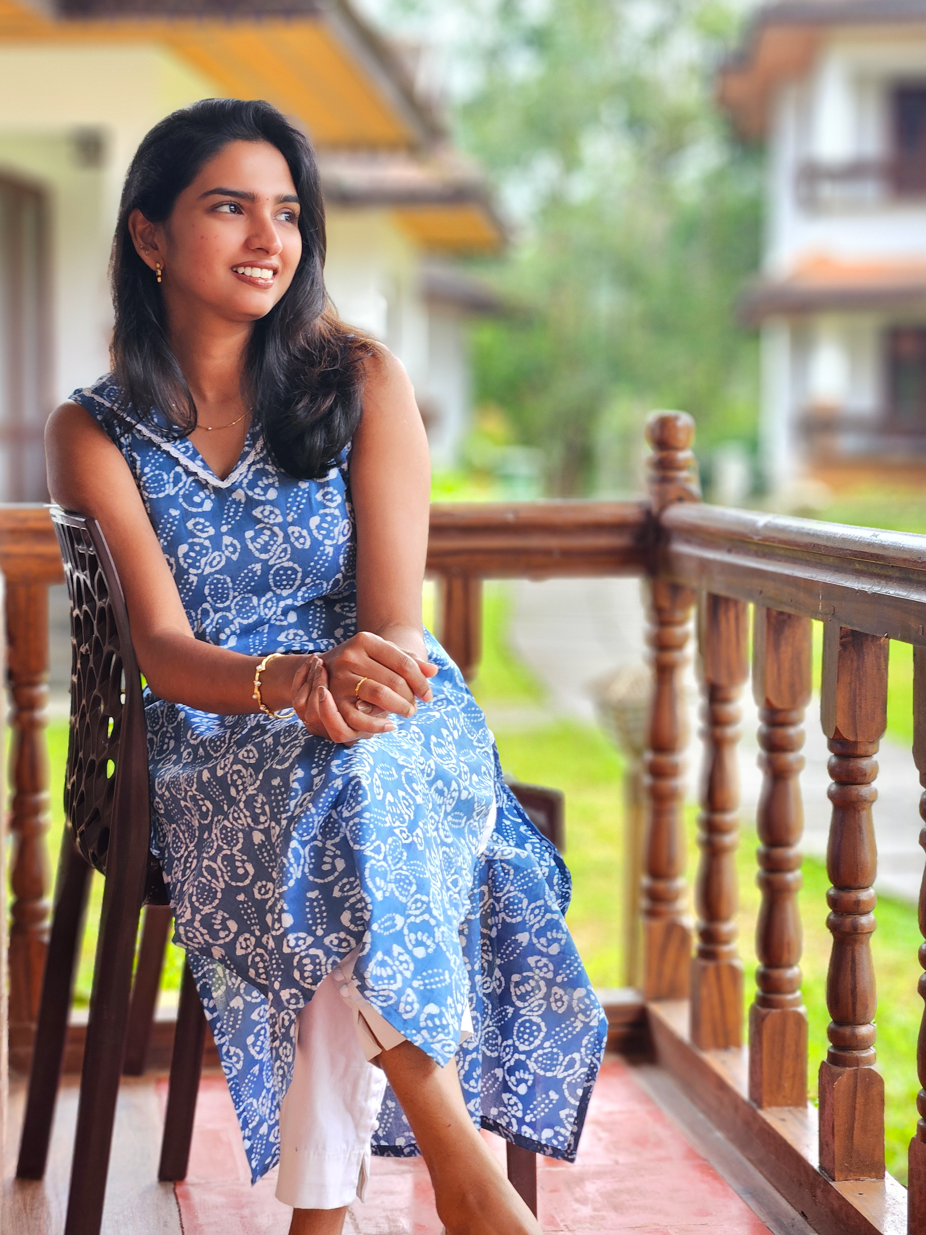 Blue Petal Collar Set