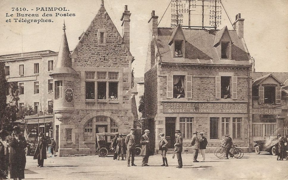 Place de la République - Paimpol