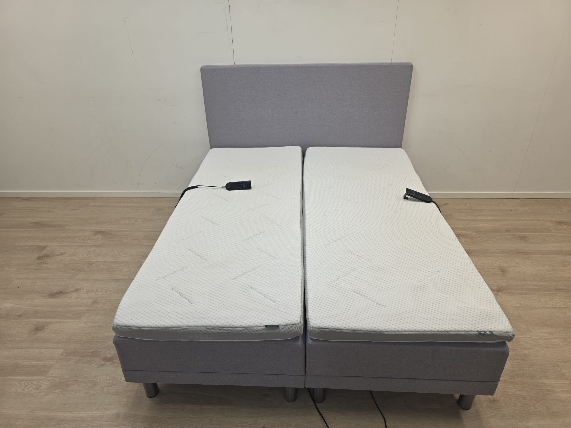 Hilding Moottorisänky 160x200(2x80x200)