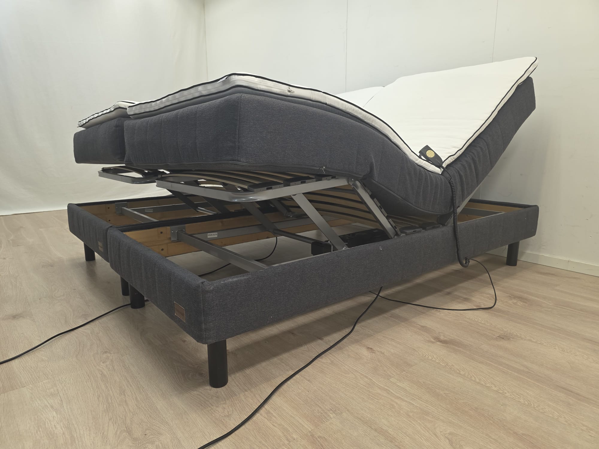 Hilding Moottorisänky 160x200(2x80x200)