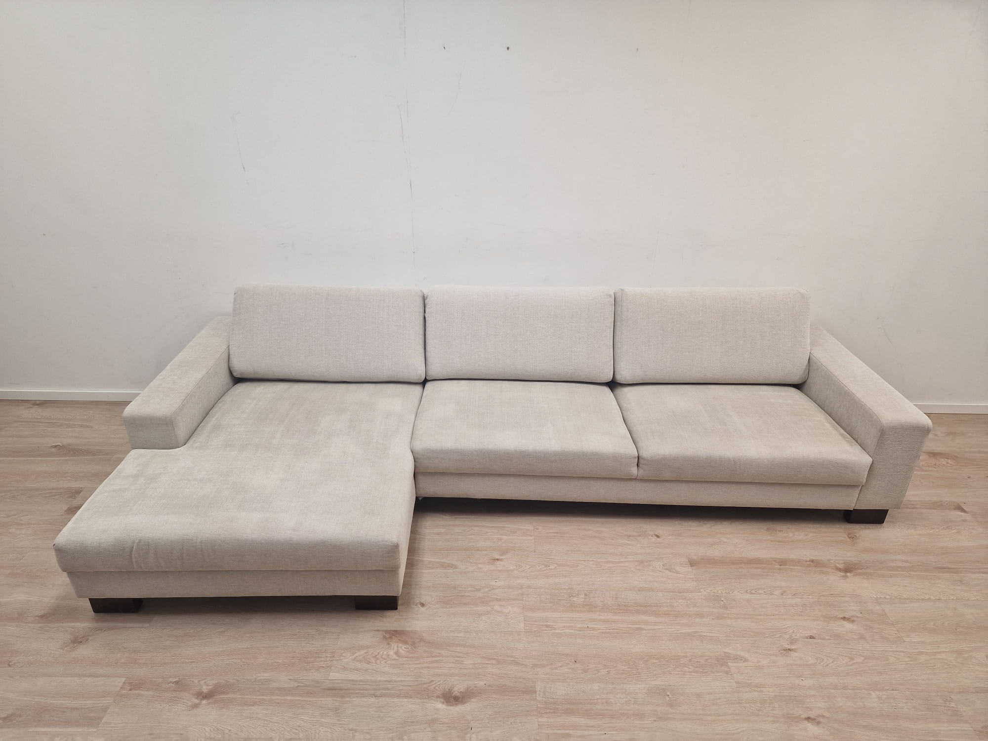 Sits Avokulmasohva