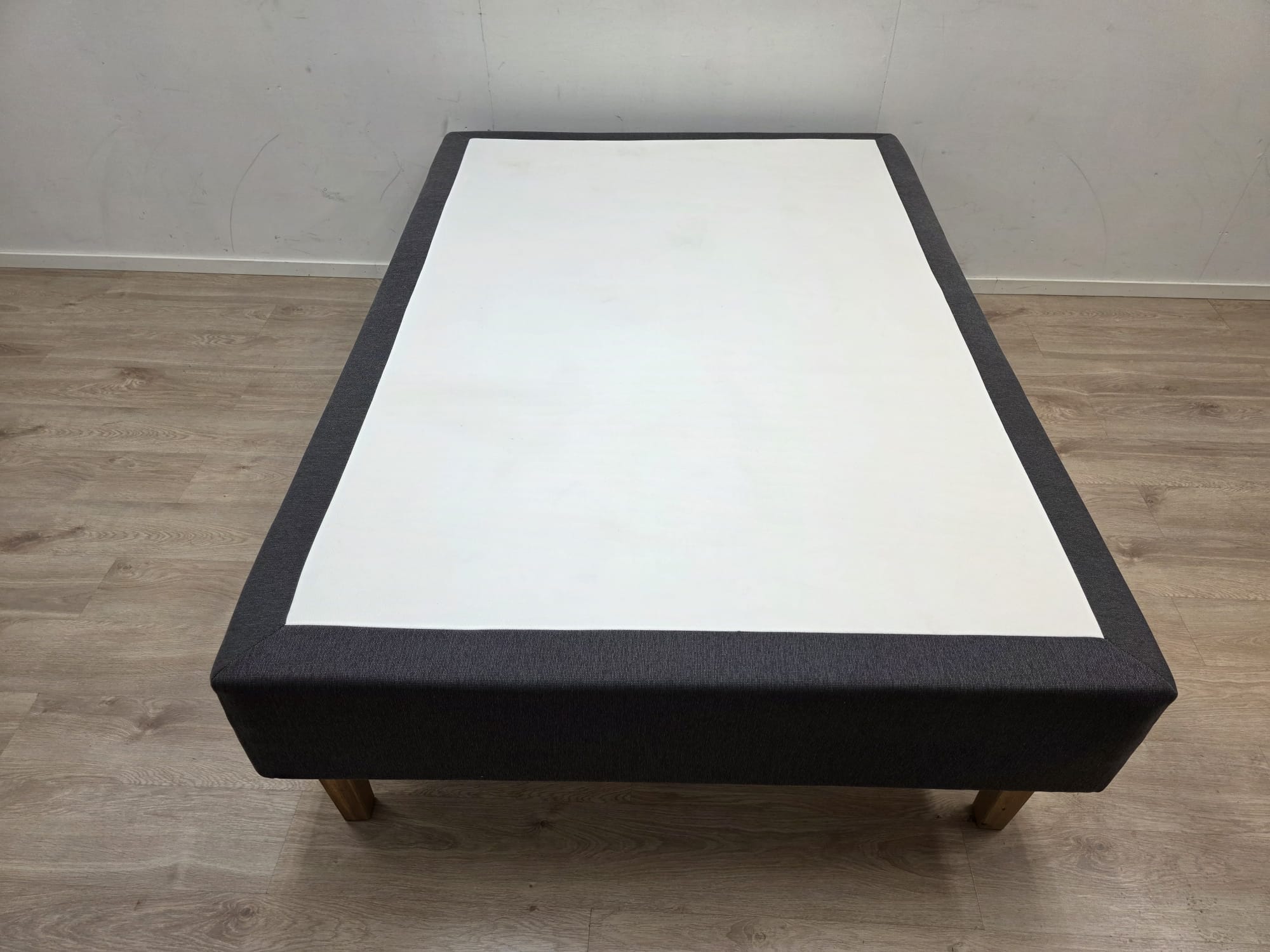 140x200 Tempur-petauspatja +  140x200 Sotka Alina Hard runkopatjasänky 