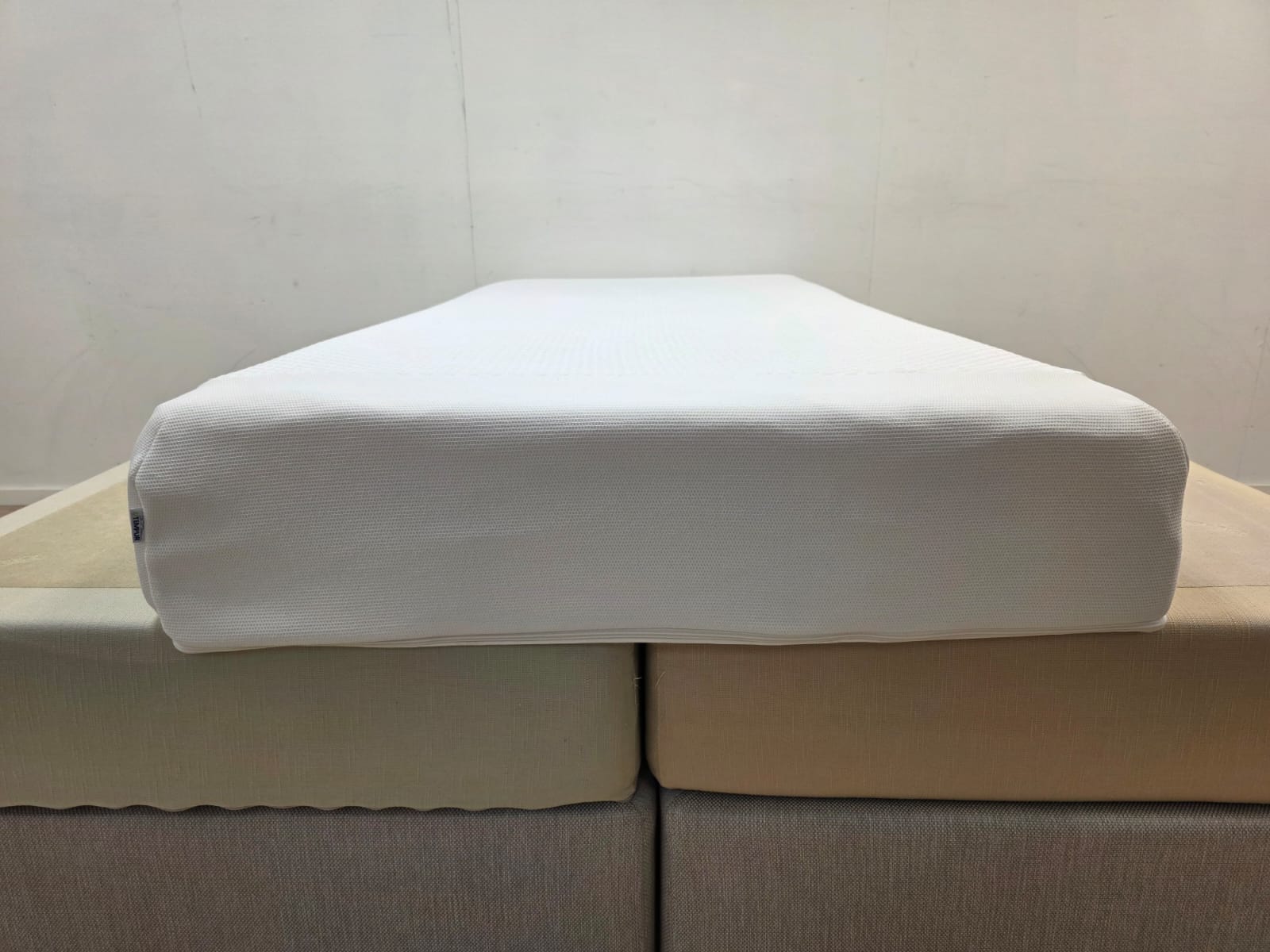 90x200x20cm Tempur Patja ilmainen toimitus, free delivery 
