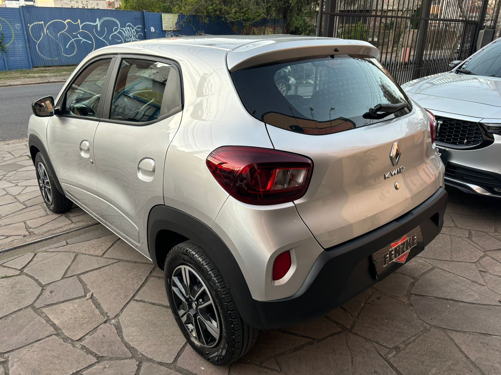 Renault Intense 1.0 Flex 12v 5p Mec.