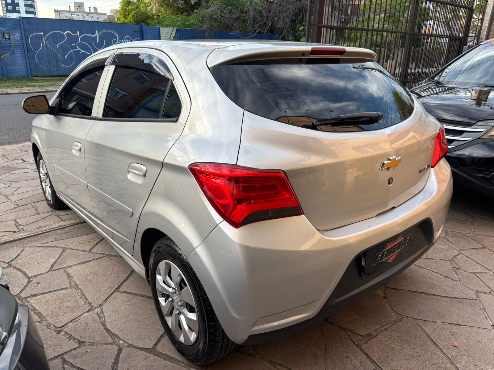 Chevrolet Onix Hatch LT 1.0 8V Flex Mec. 4P 2017