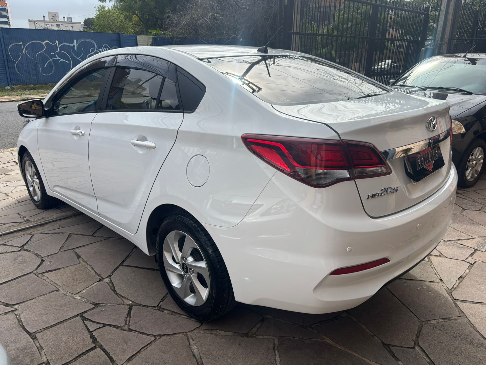 HYUNDAI   HB20S  1.6 COMFORT PLUS 16V FLEX 4P MANUAL