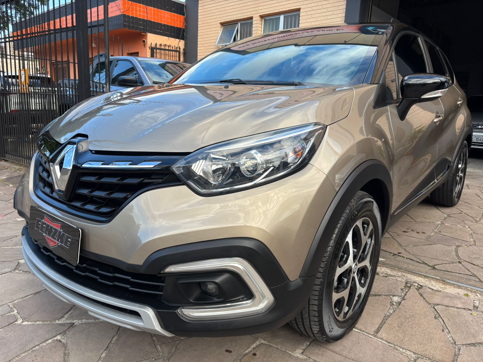 Renault Captur Intense 1.3 TB 16V Flex 5P AUT 2022