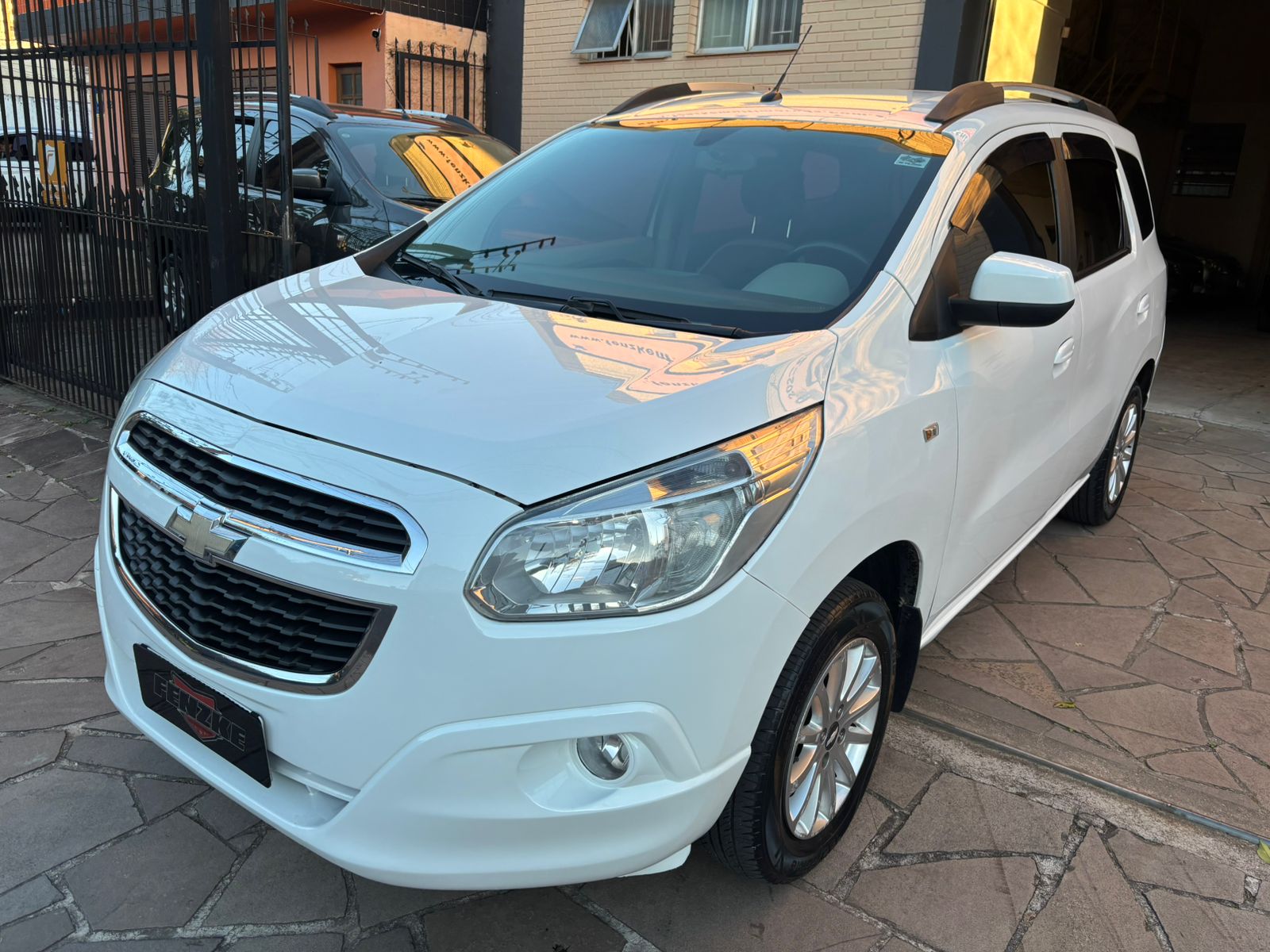 Chevrolet Spin LT 1.8 8V Econo.flex 5P Aut. 2014