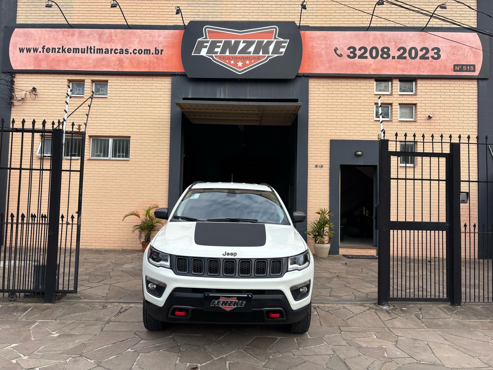 Jeep Trailhawk 2.0 4x4 Dies. 16v Aut.
