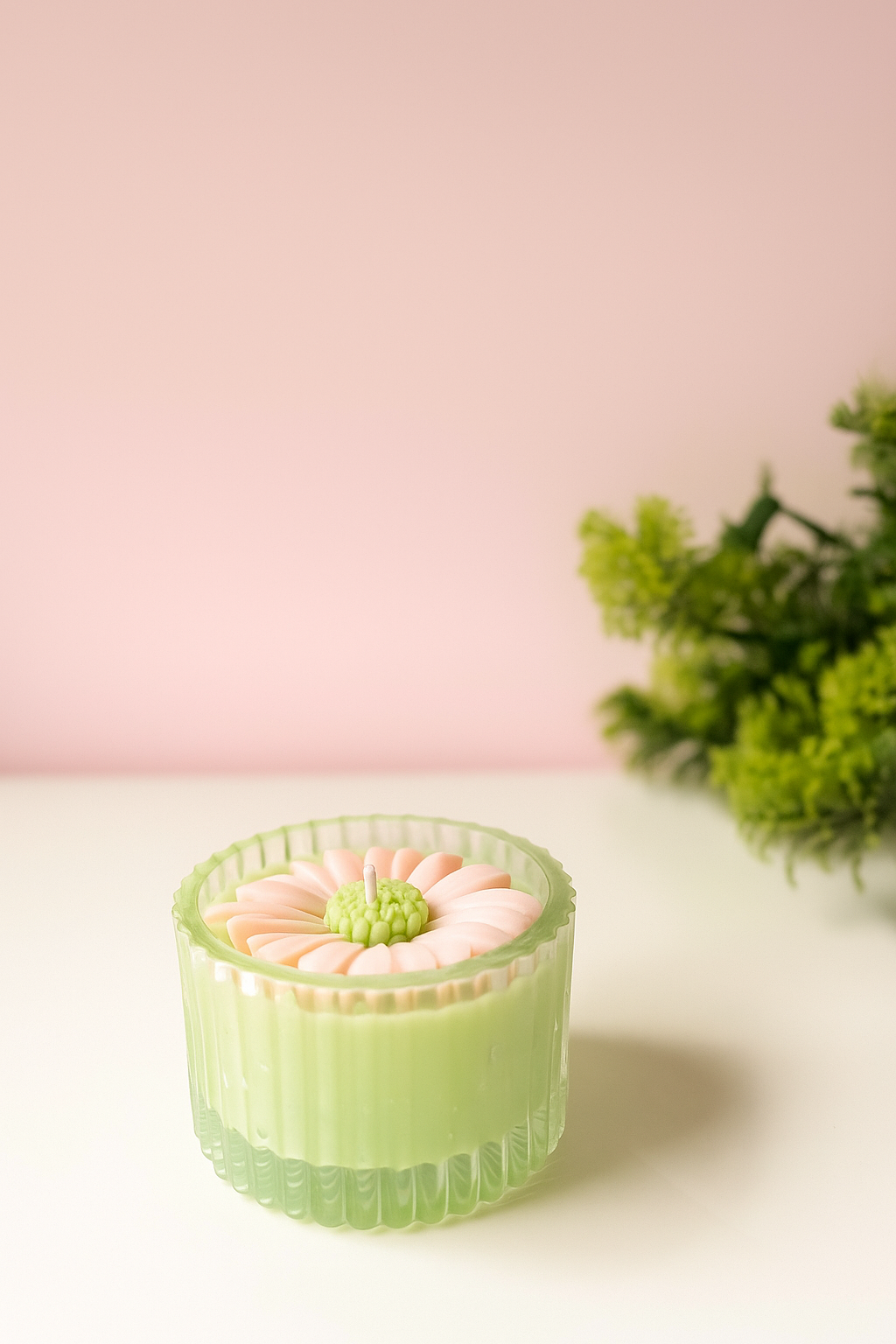 Handmade Daisy Flower Soy Wax Candle in Glass Jar – 80g | Long-Lasting 8+ Hours Burn | Decorative Eco-Friendly Candle for Home Décor & Gifting