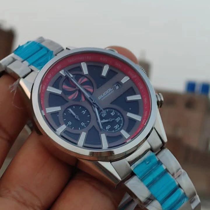 Guool luxury wrist watch with chronograph