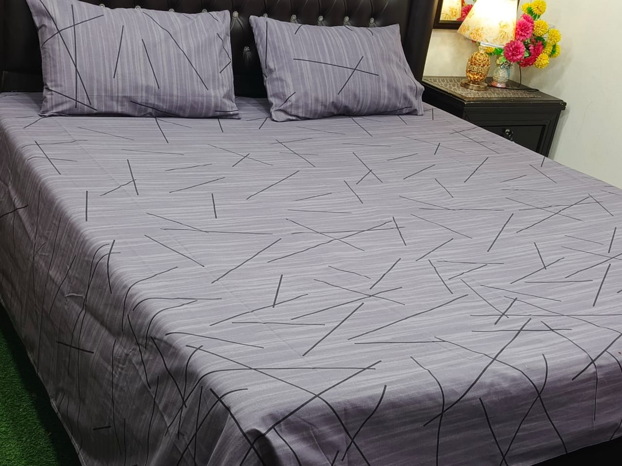 Cotton Double Bedsheet with Two Matching Pillow Covers
