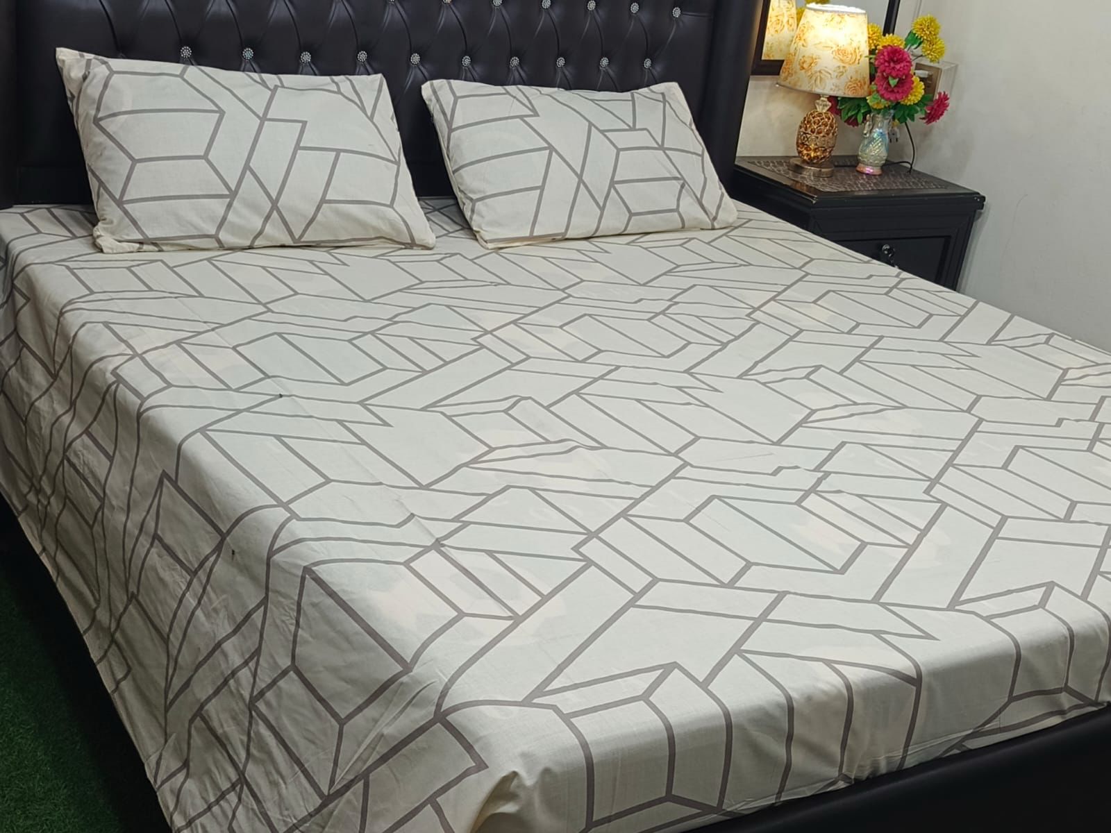 Cotton Double Bedsheet with Two Matching Pillow Covers