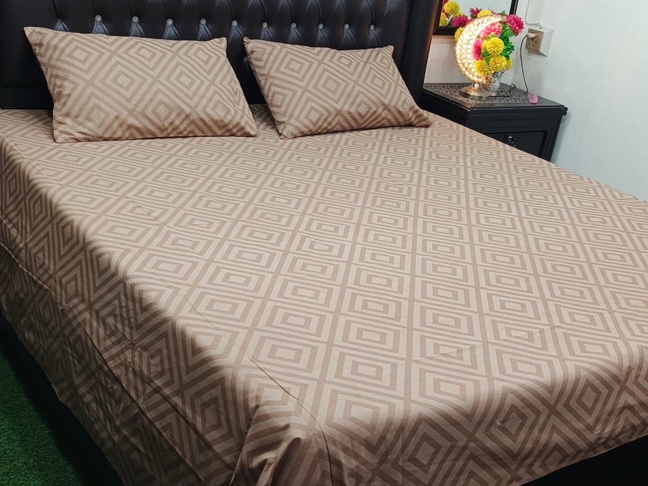 Cotton Double Bedsheet with Two Matching Pillow Covers