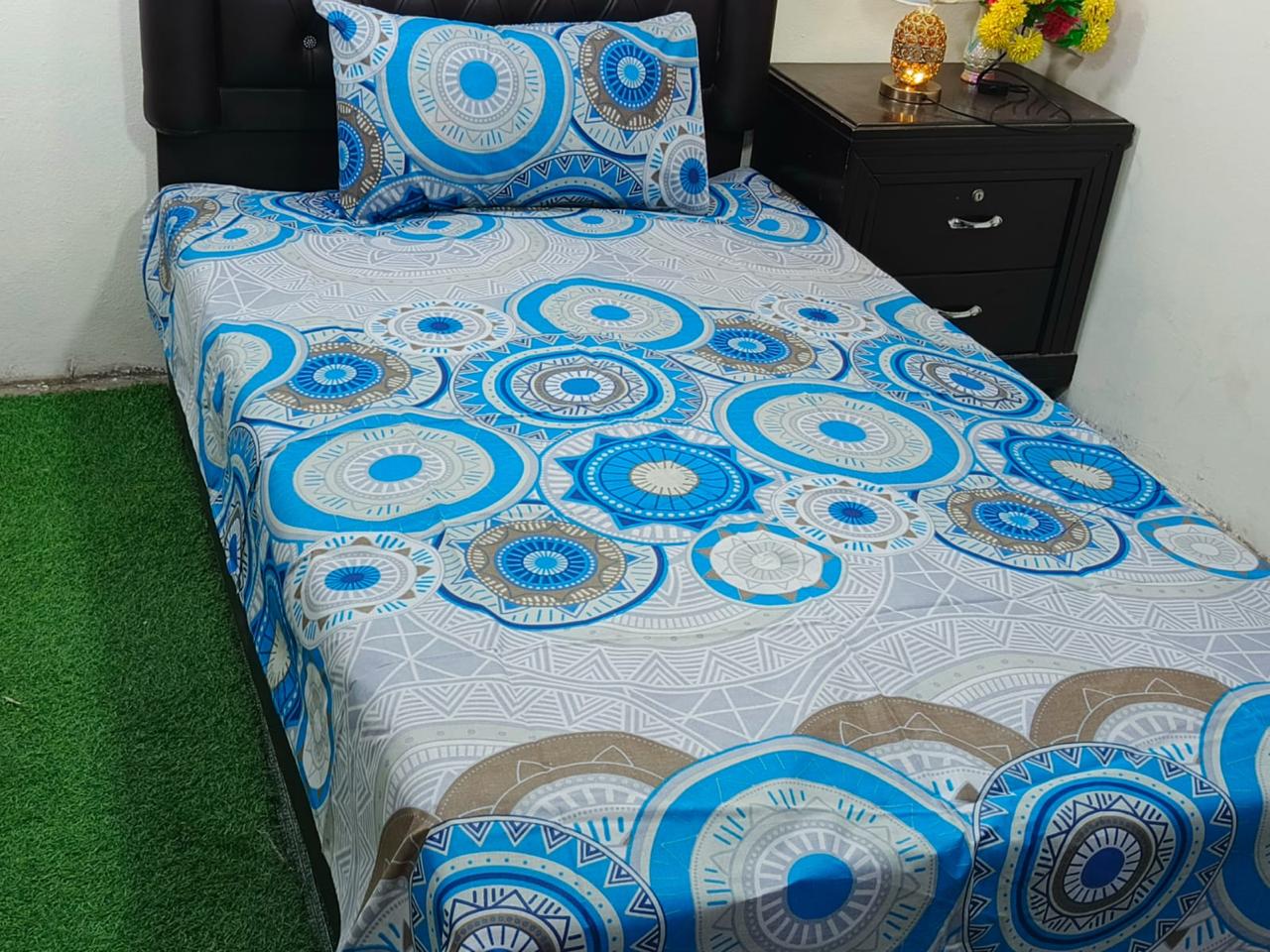 Cotton Two Single Bedsheets with Two Matching Pillow Covers