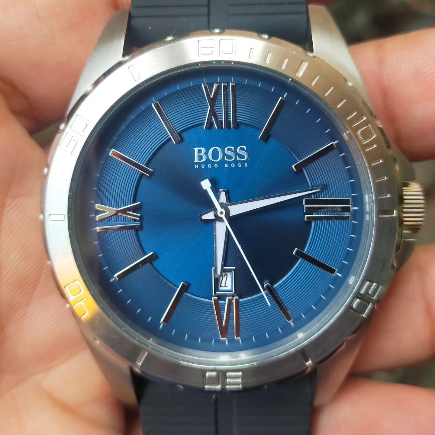 BOSS Men's Blue Dial Wristwatch