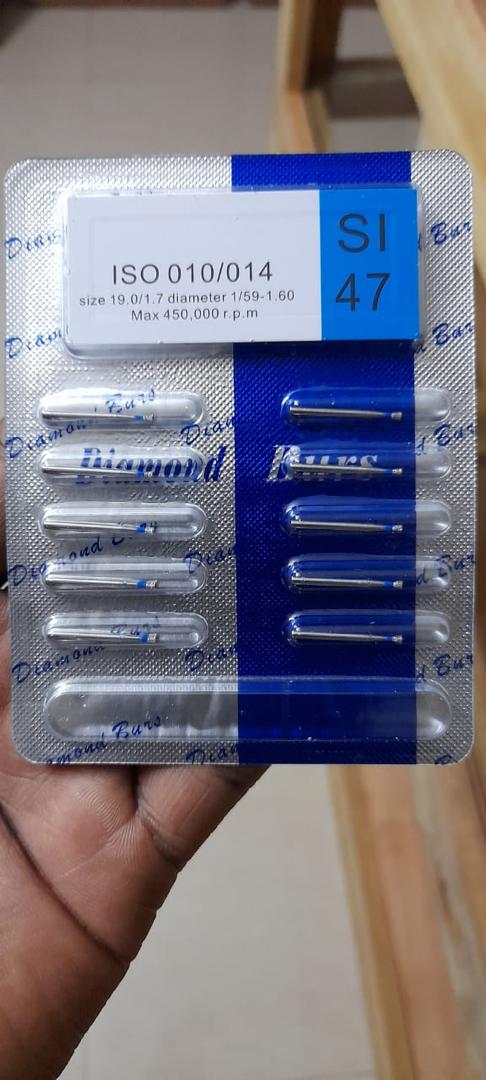 Embouts diamantés dentaires