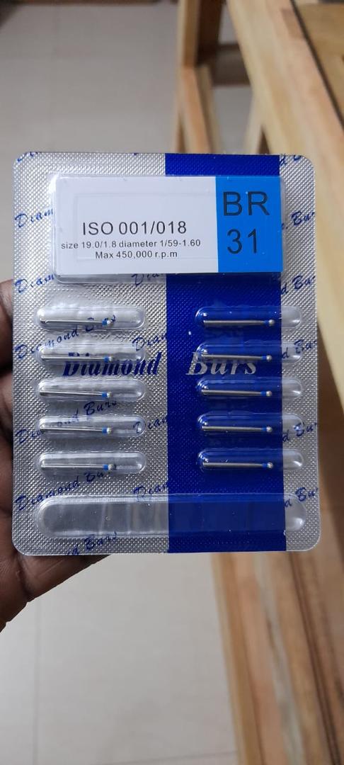 Embouts diamantés dentaires