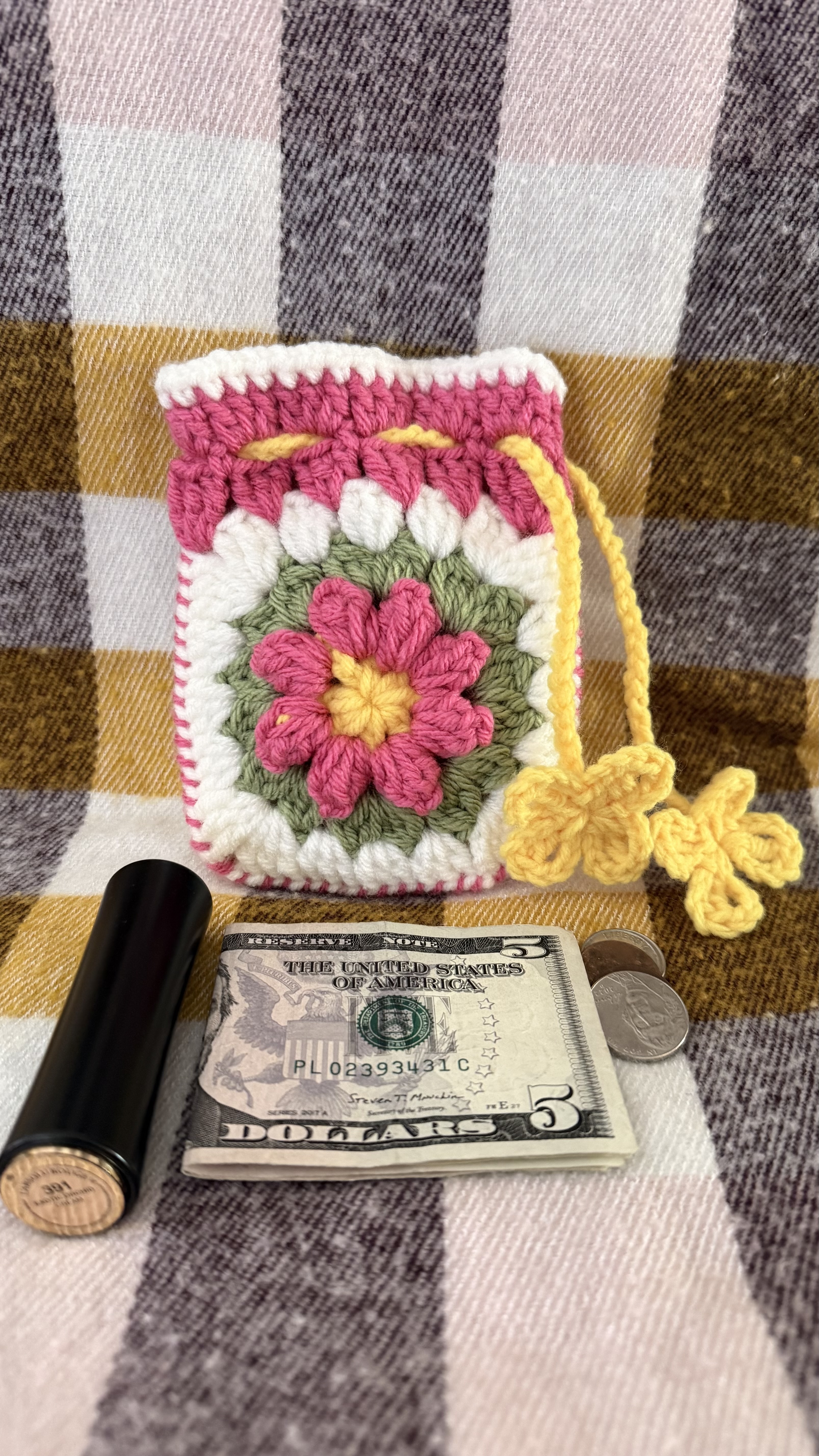 Crochet Floral Pouch