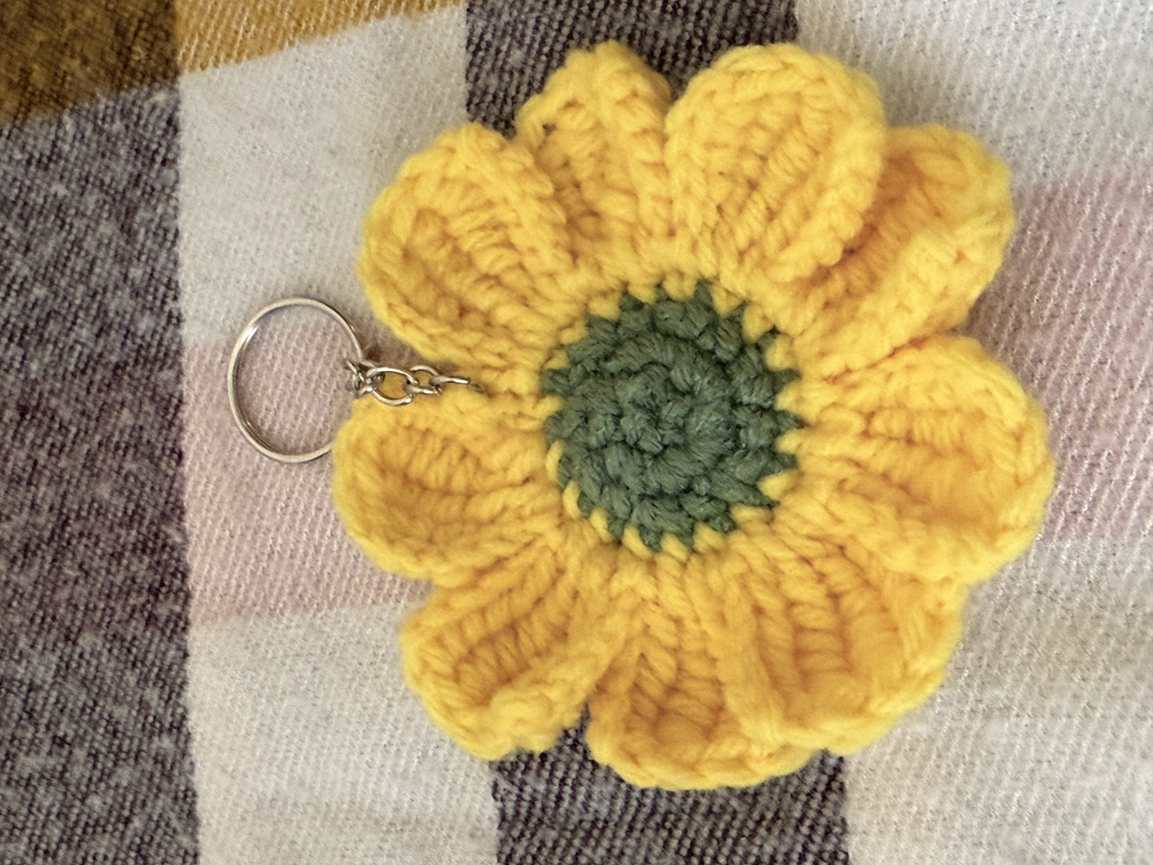 Crochet Daisy Keychain