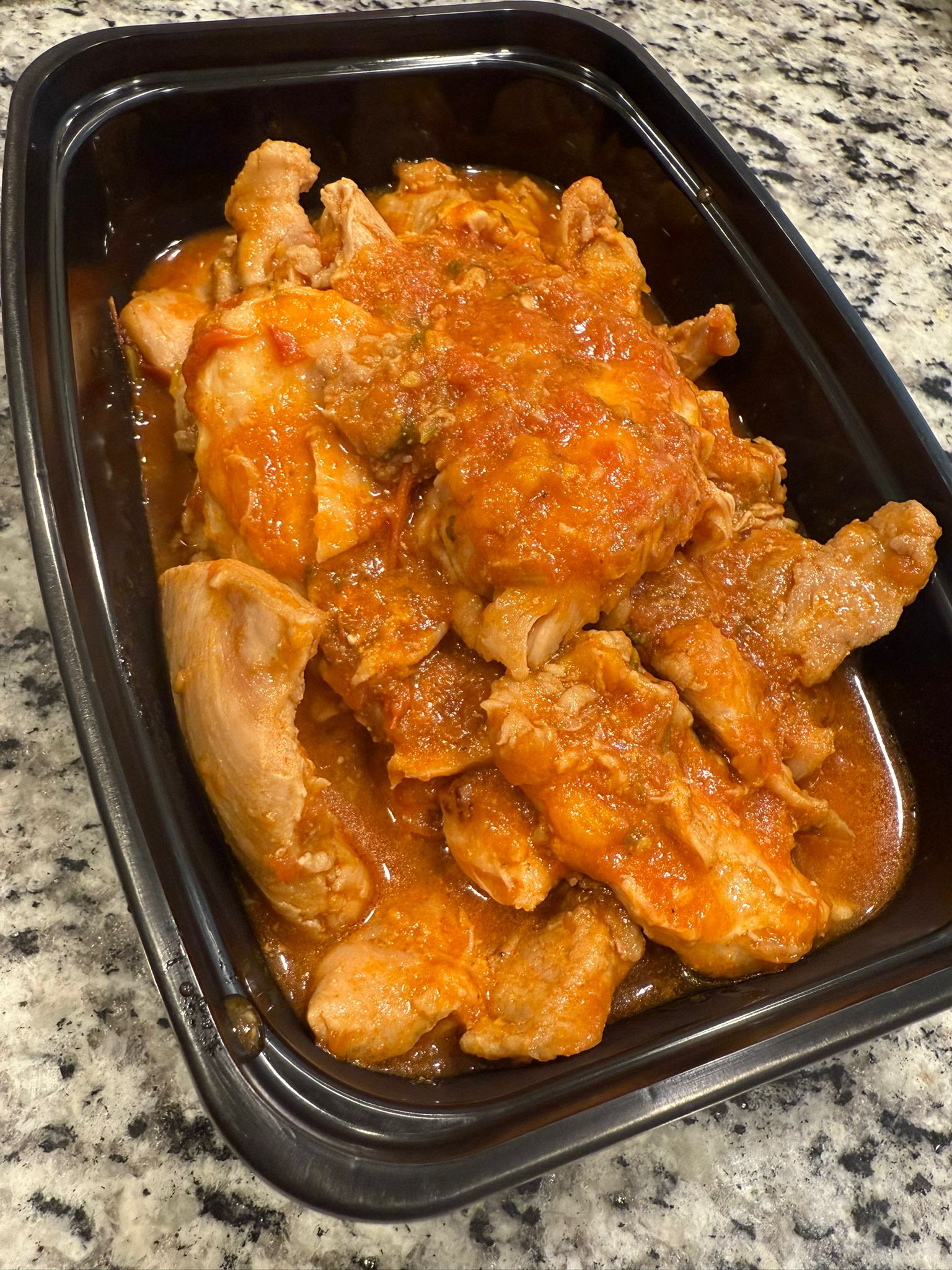 POLLO GUISADO