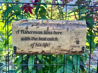 Rustic Fisherman’s Welcome Sign