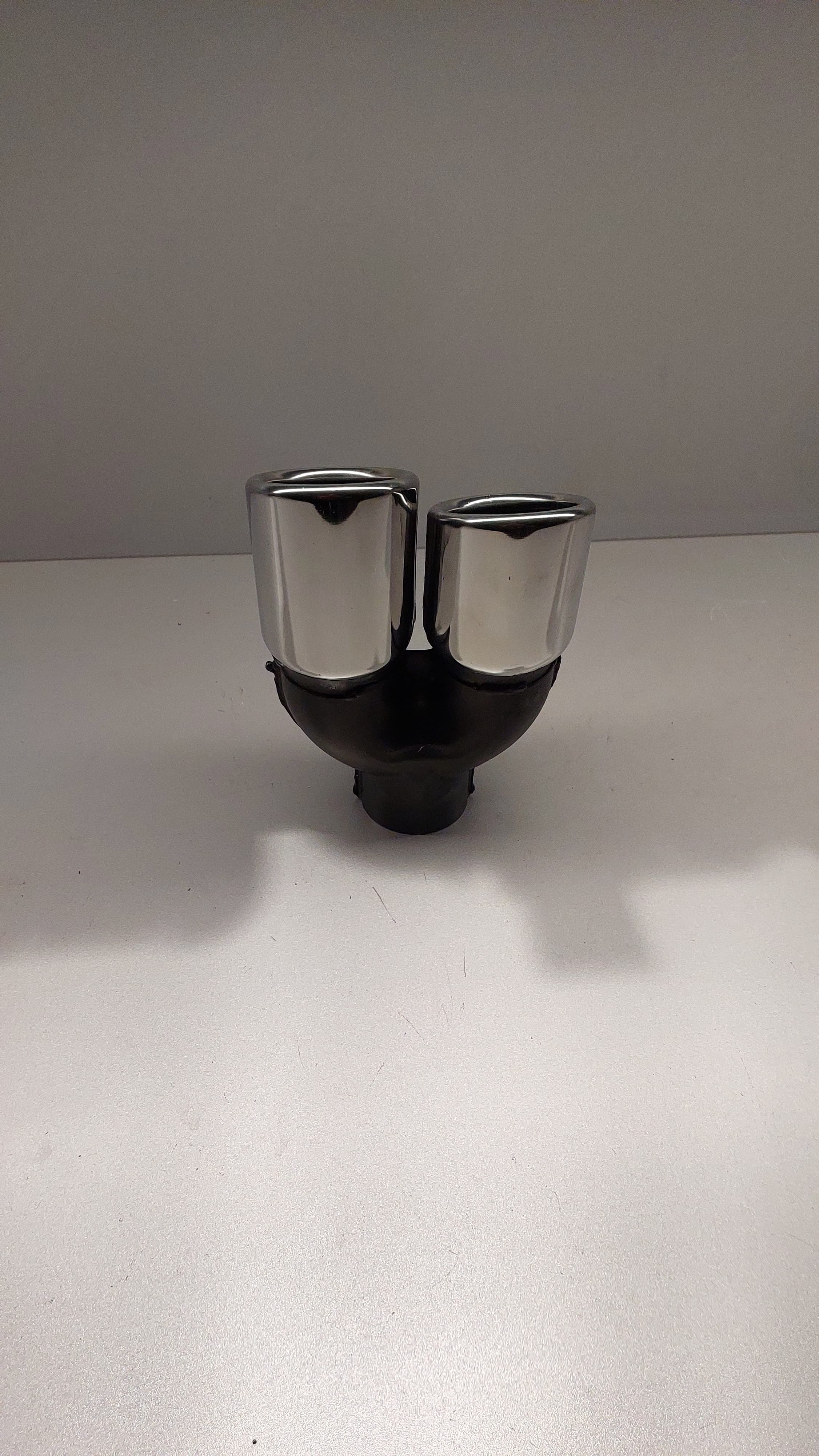 90 mm Sol Kesik Egzoz ucu 