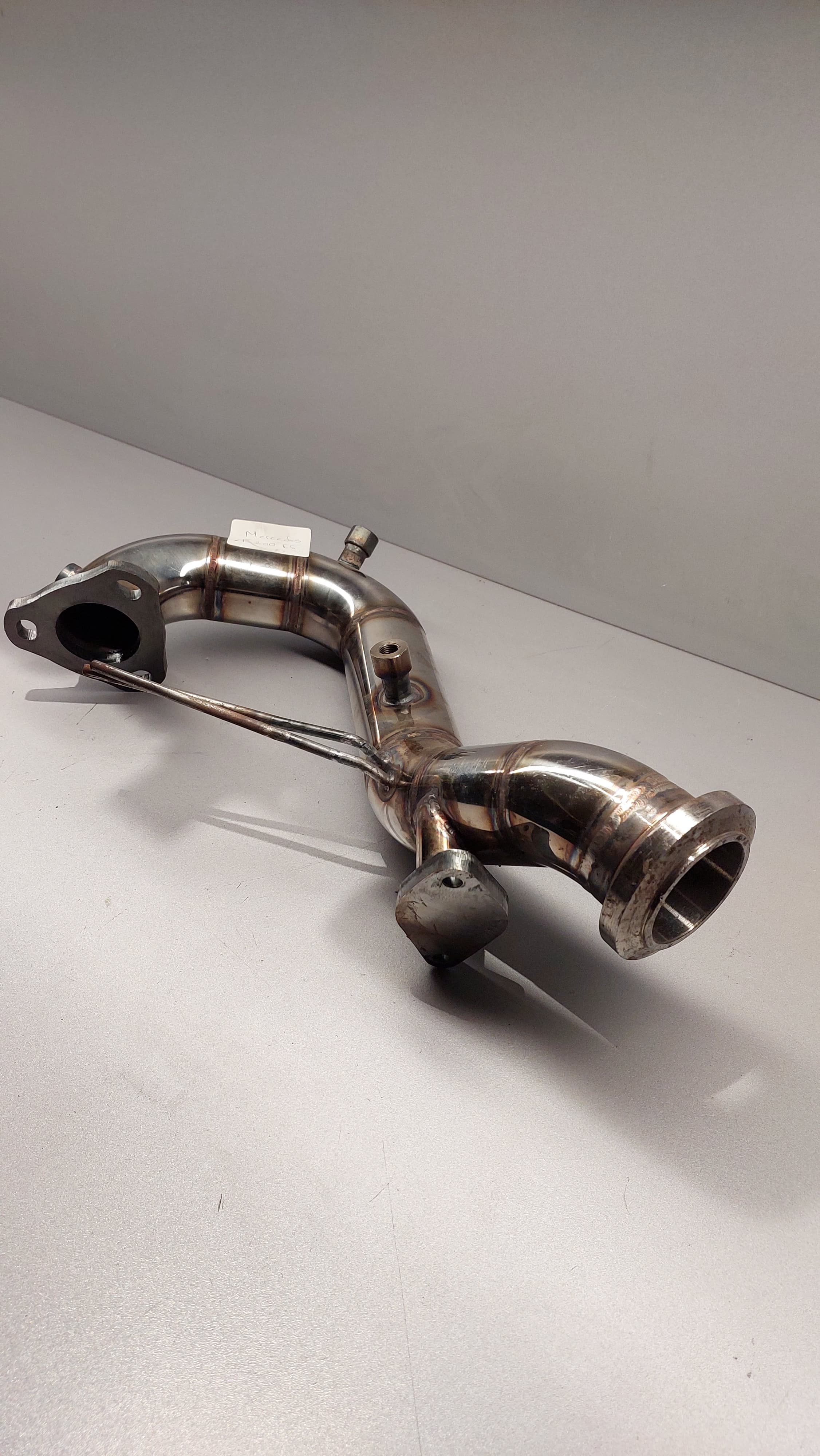 Mercedes-Benz E200 Downpipe 