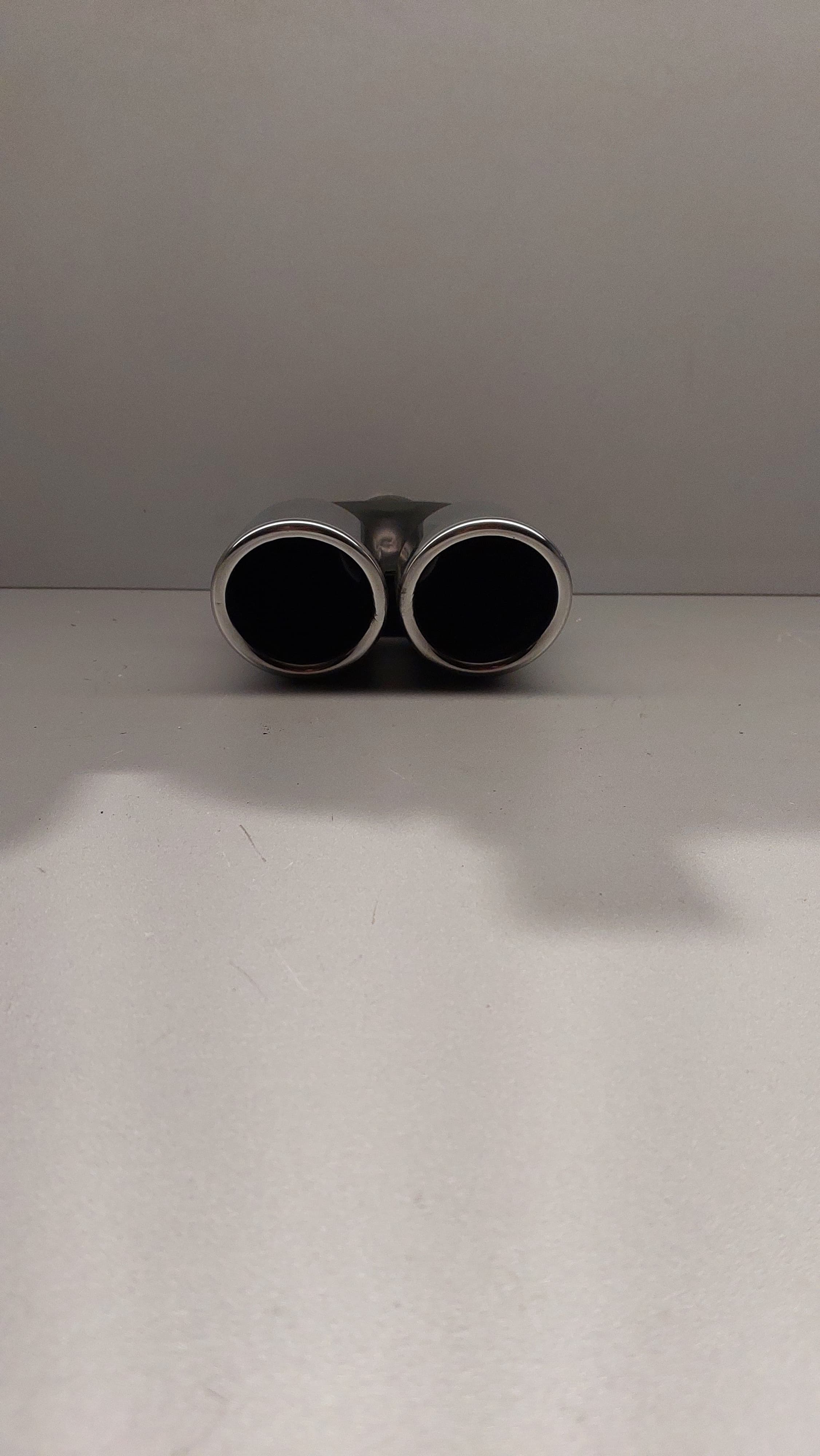 90 mm Sol Kesik Egzoz ucu 