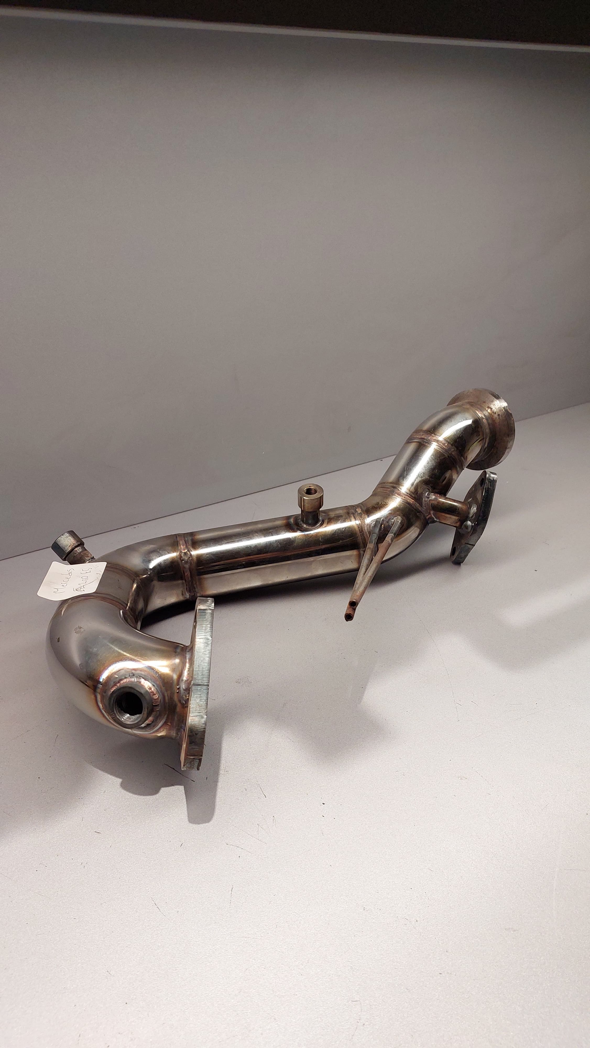 Mercedes-Benz E200 Downpipe 