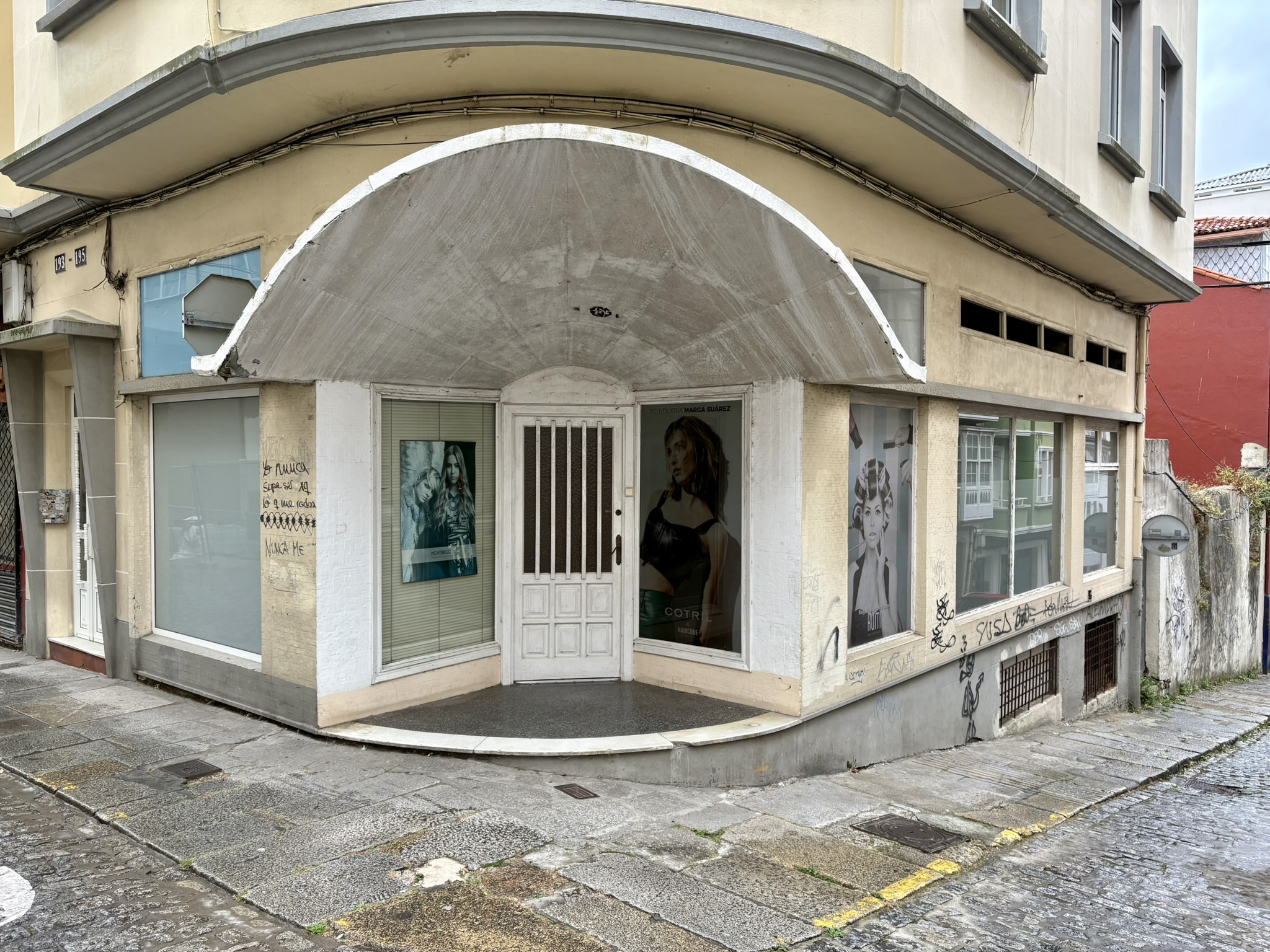 Local en Calle María, Ferrol