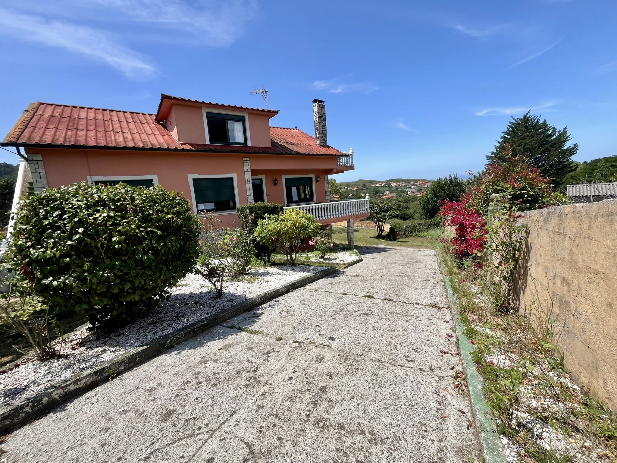 Casa / Chalet independiente en LG GANDARA 73, Valdoviño (venta y alquiler)