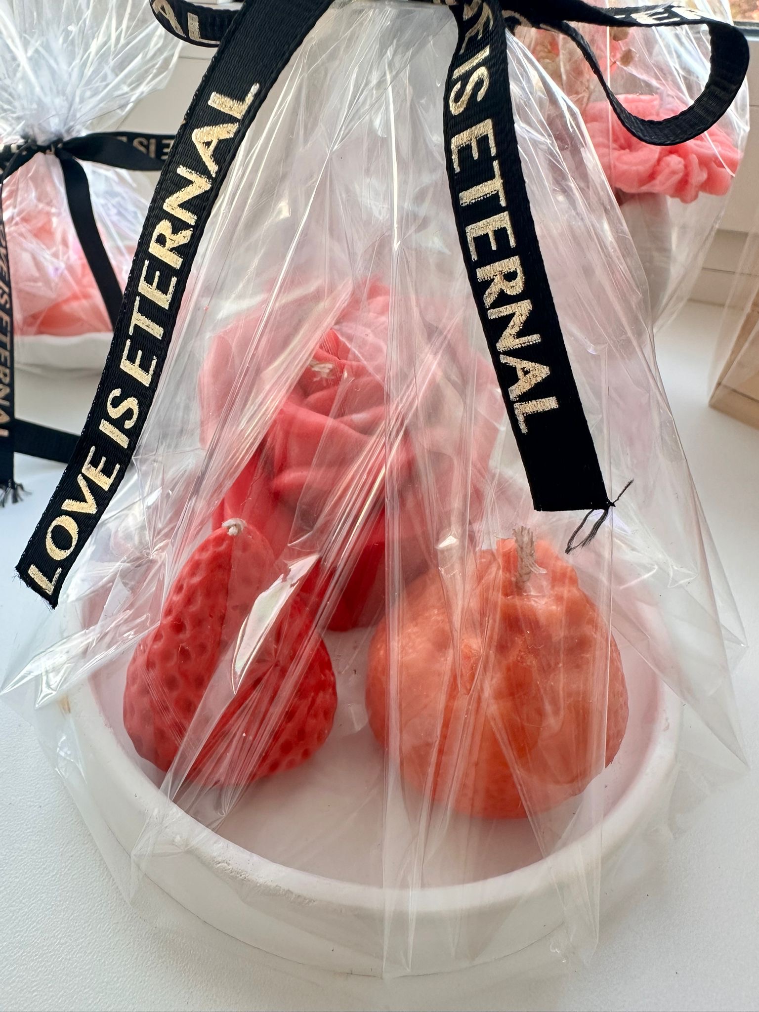 Elegant candle bouquets made from natural soy wax in the shapes of roses