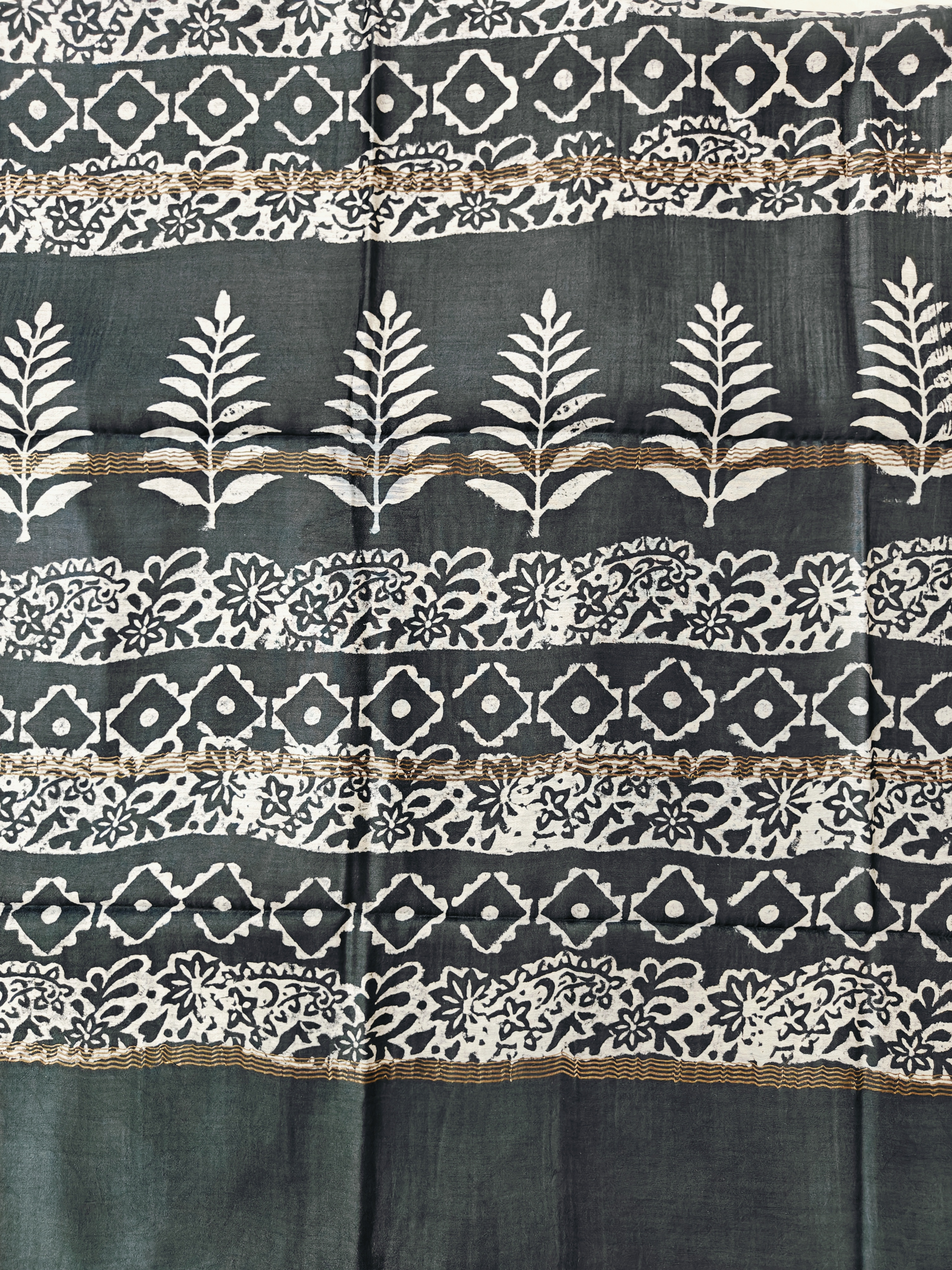 Maheshwari Silk Cotton Dabu Saree THDAB-0011