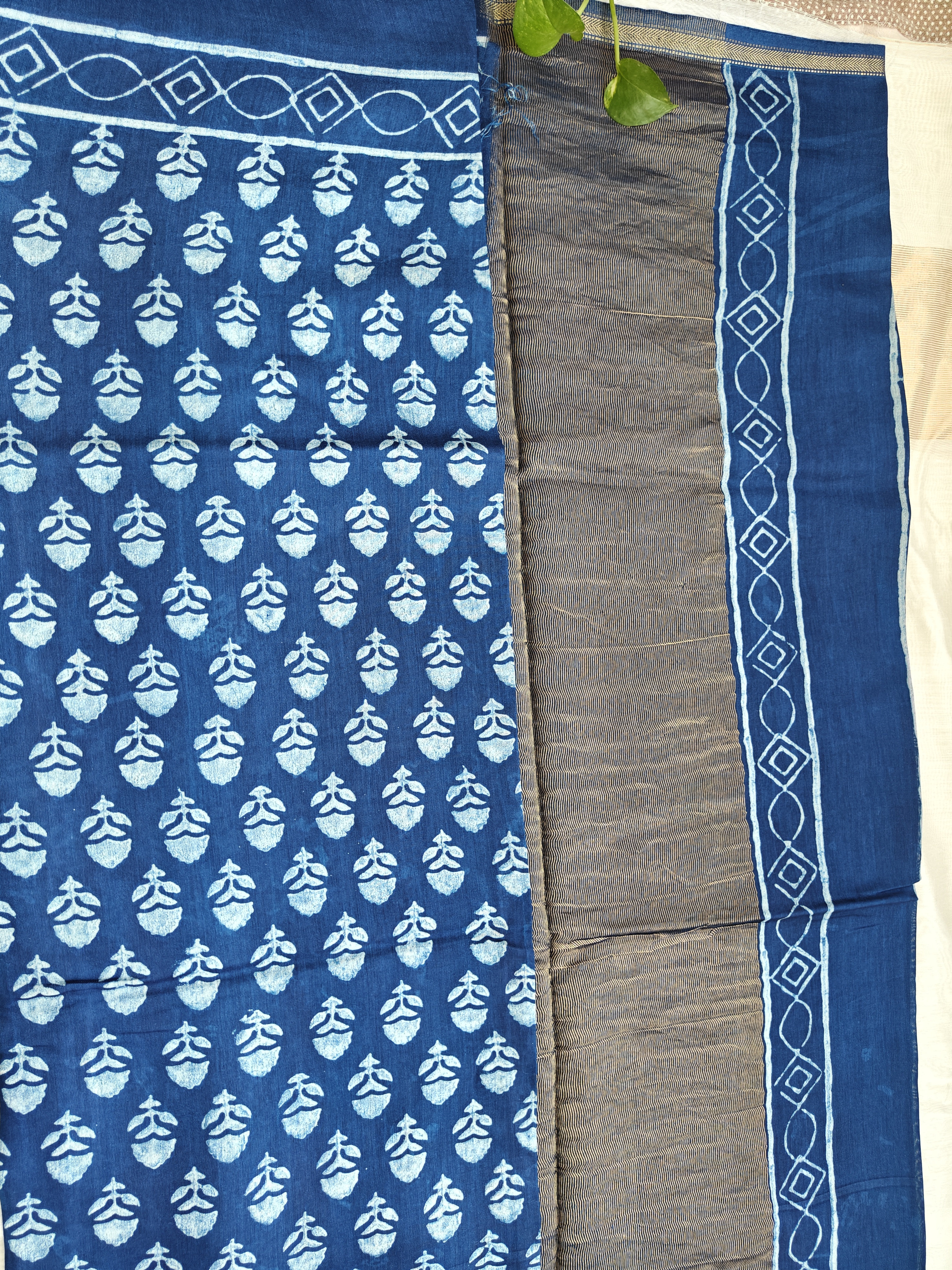 Maheshwari Silk Cotton Indigo Saree THIND-0005